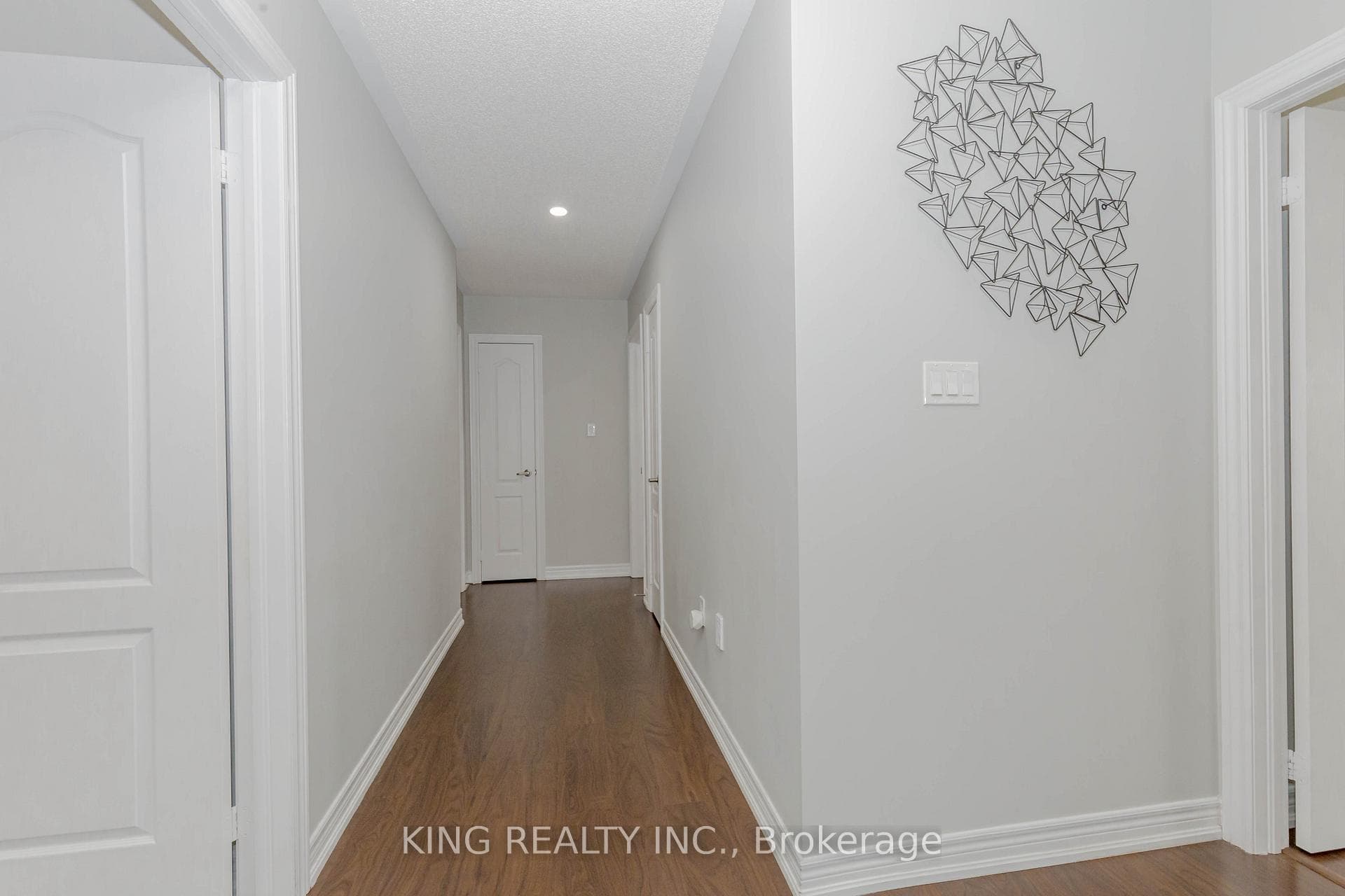 4 Ashfield Place photo 27