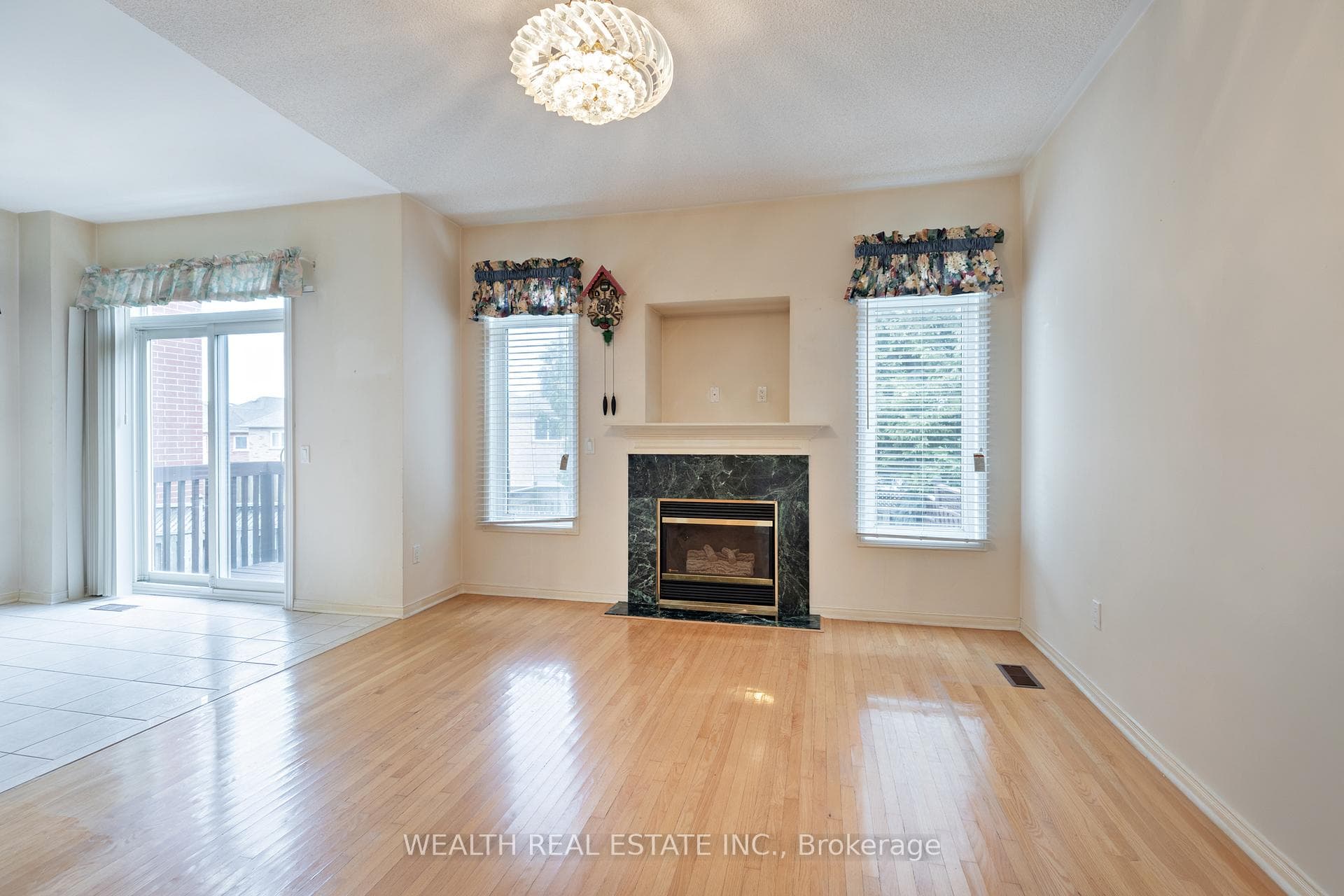 89 Snowdon Circle photo 6
