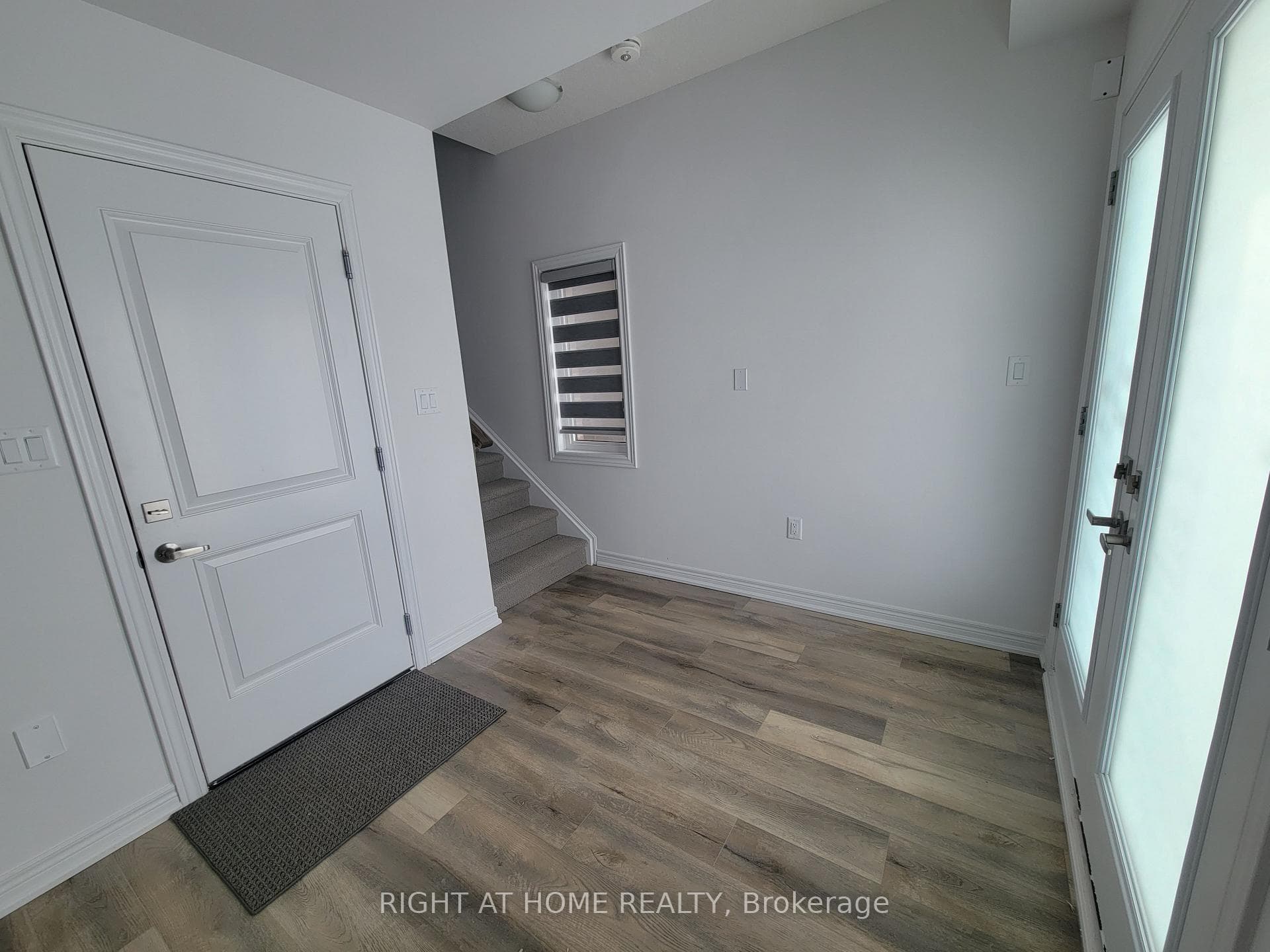 120 Court Drive Unit 12 photo 19