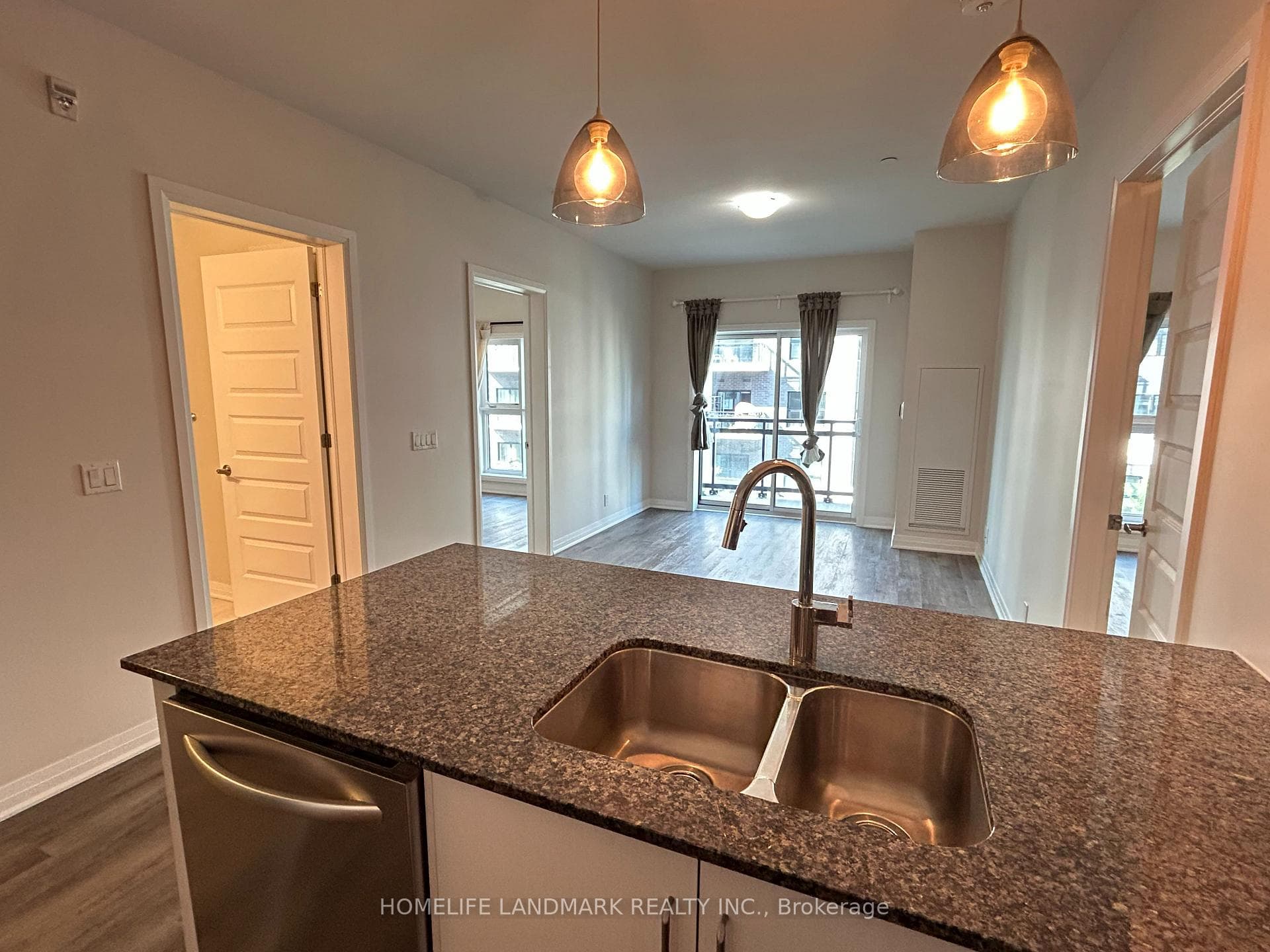 102 Grovewood Common N/A Unit 310 photo 4
