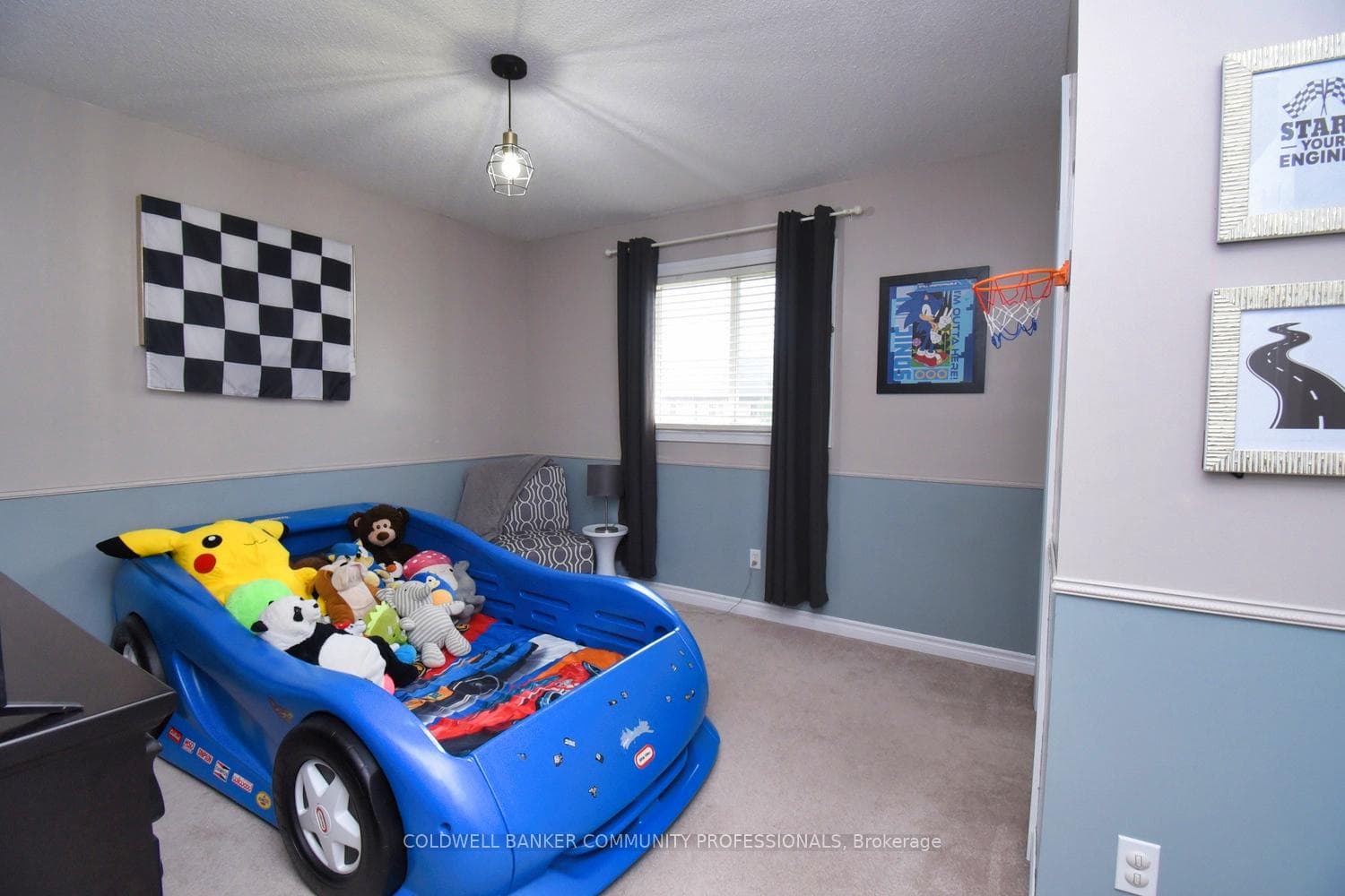 159 Thames Way photo 31
