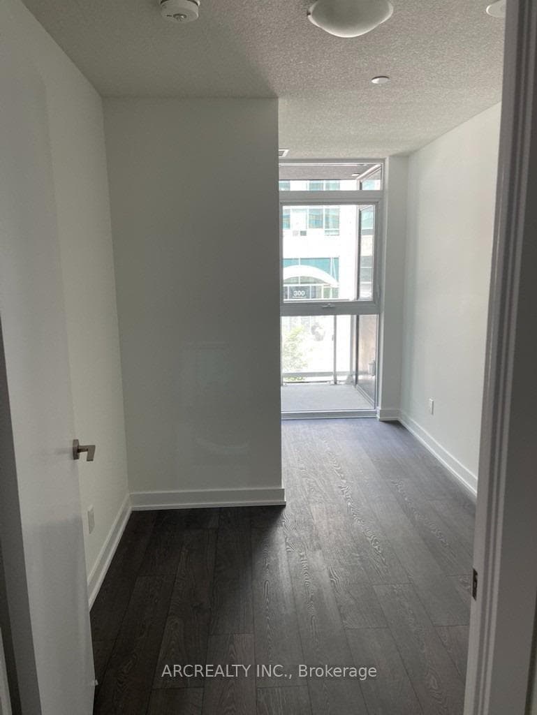 251 Manitoba Street Unit 104 photo 20