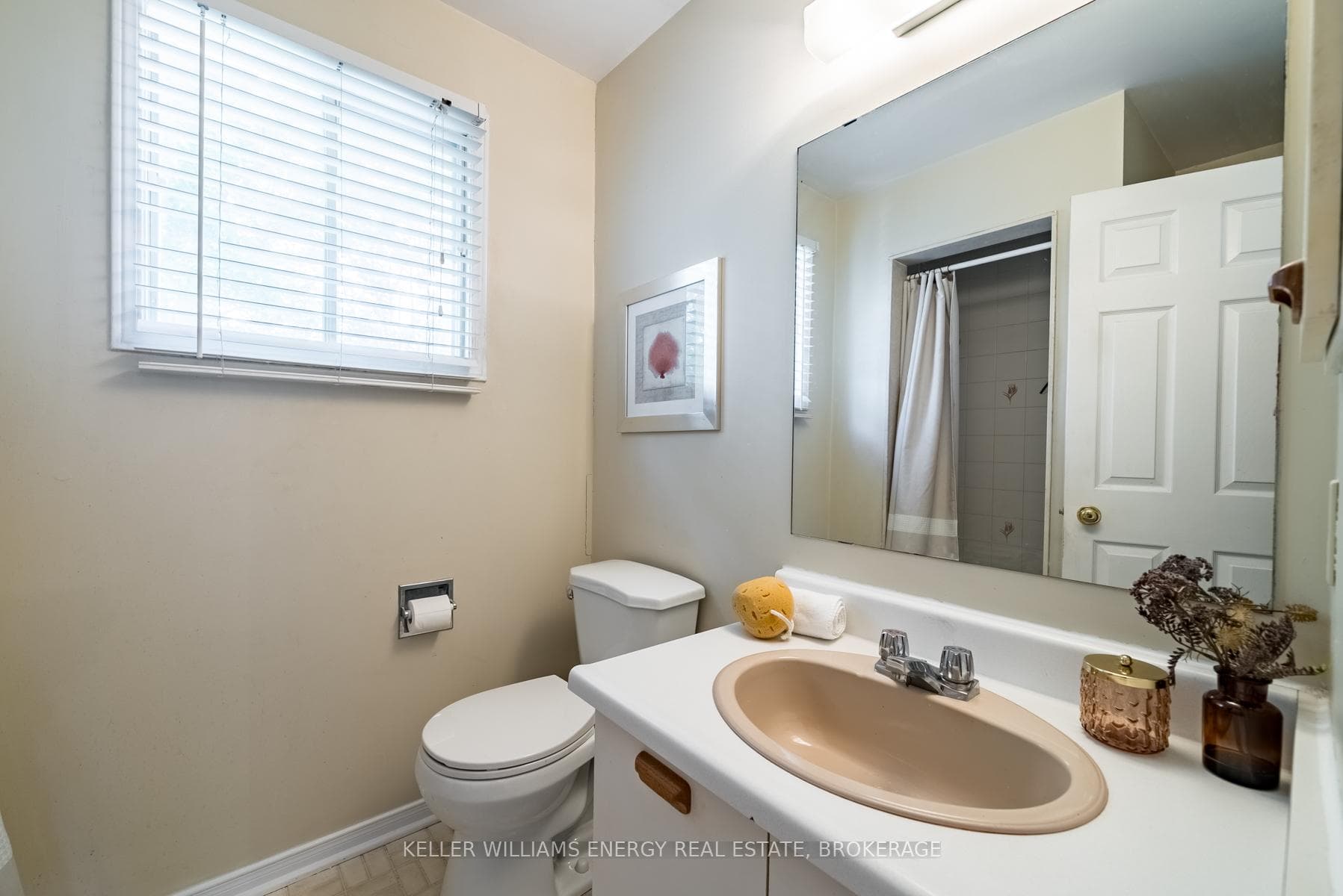 21 Stanford Crescent photo 15