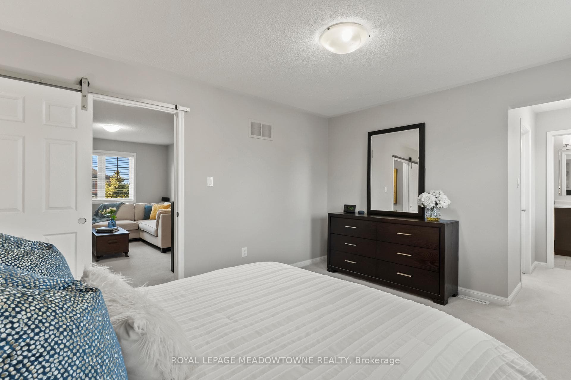 871 Cahoun Terrace photo 23