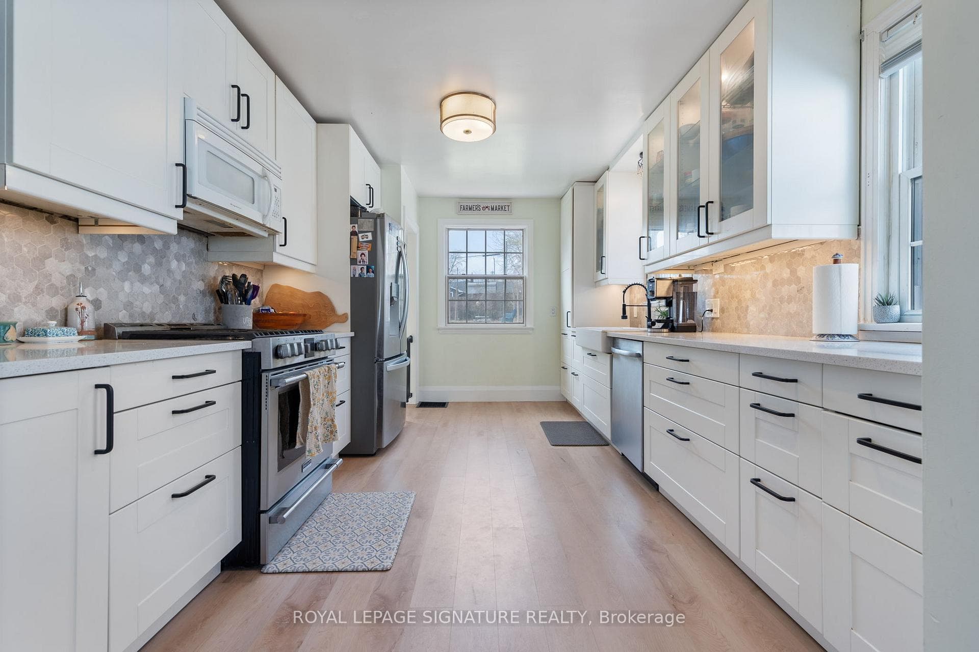 421 St Andrew Street photo 11