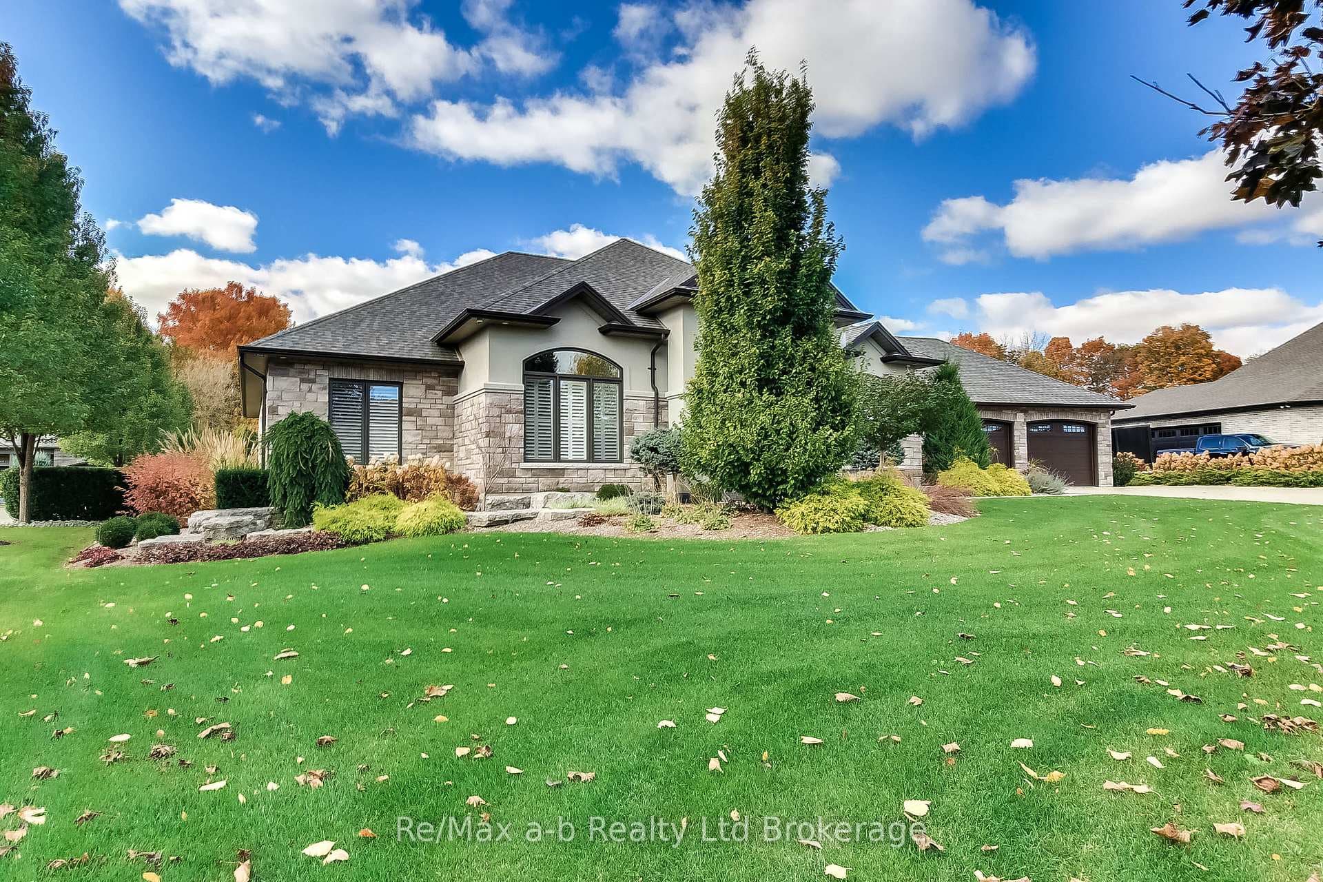 60 Otterview Drive photo 4