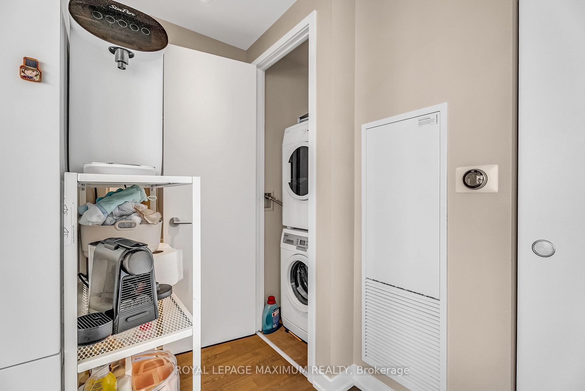185 Roehampton Avenue Unit 1006 photo 16