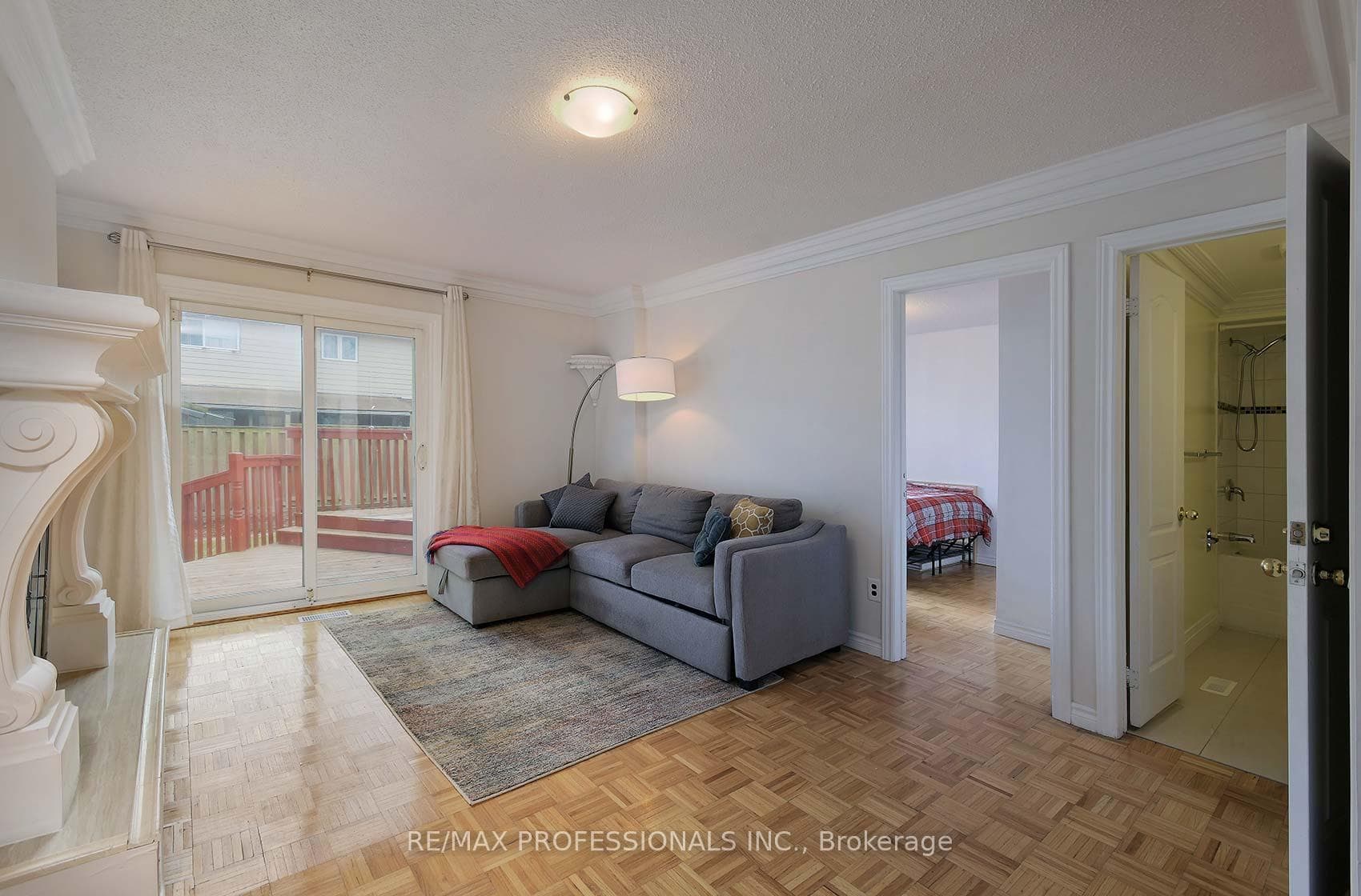 42 Nancy McCredie Drive photo 17