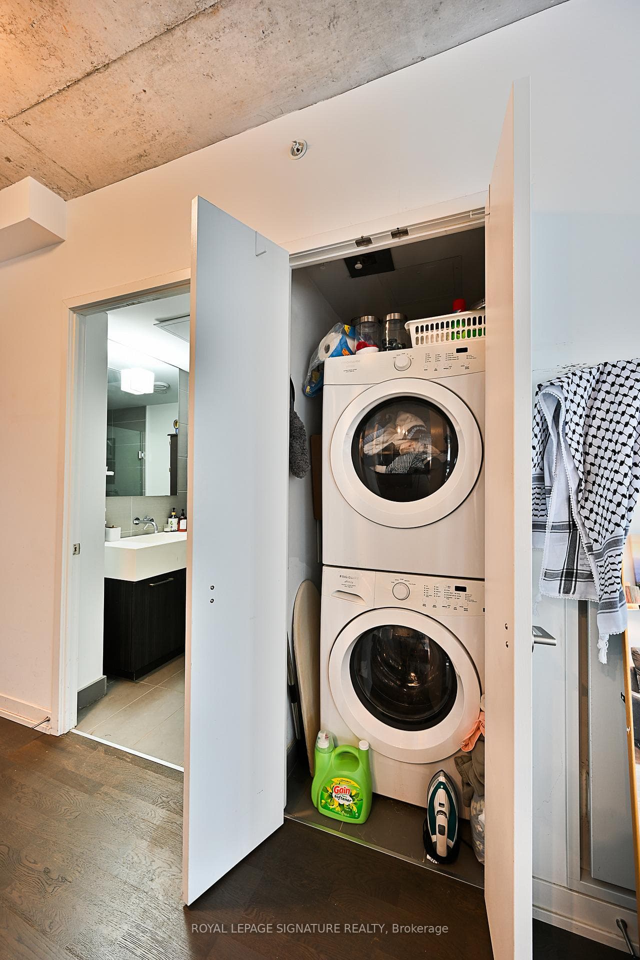 560 King Street Unit 601 photo 18