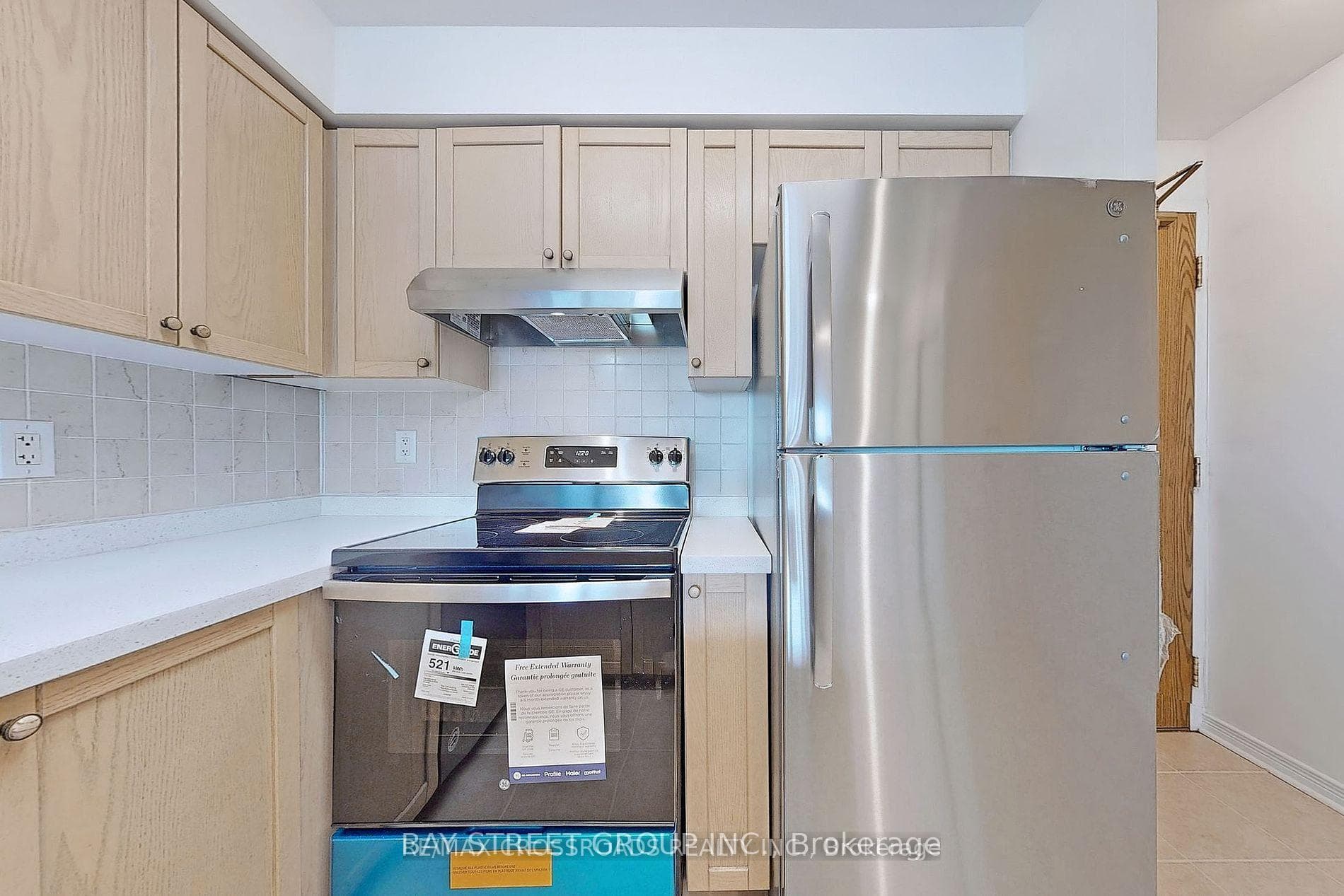 5500 Yonge Street Unit 805 photo 5