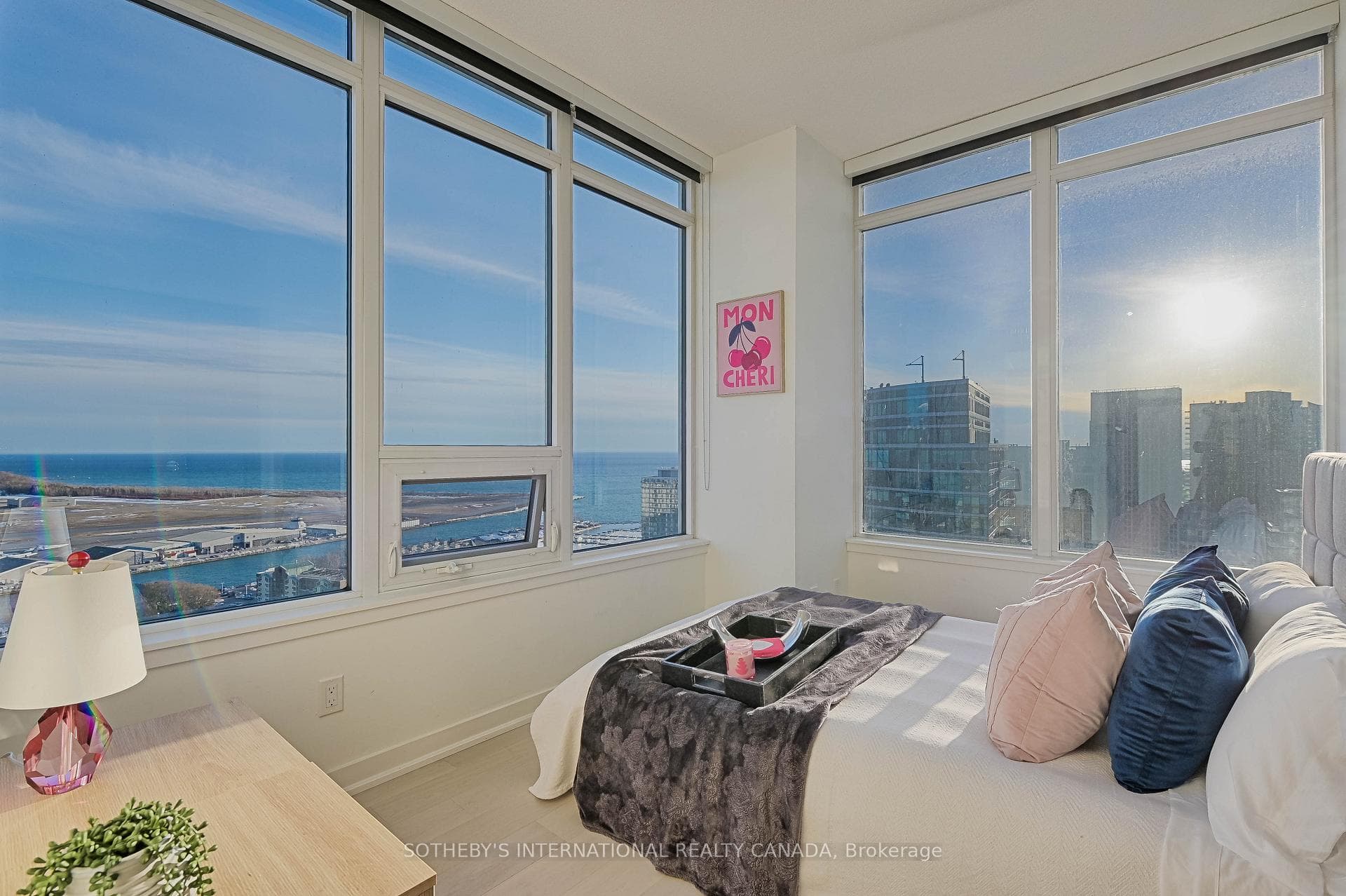 17 Bathurst Street Unit 3602 photo 34