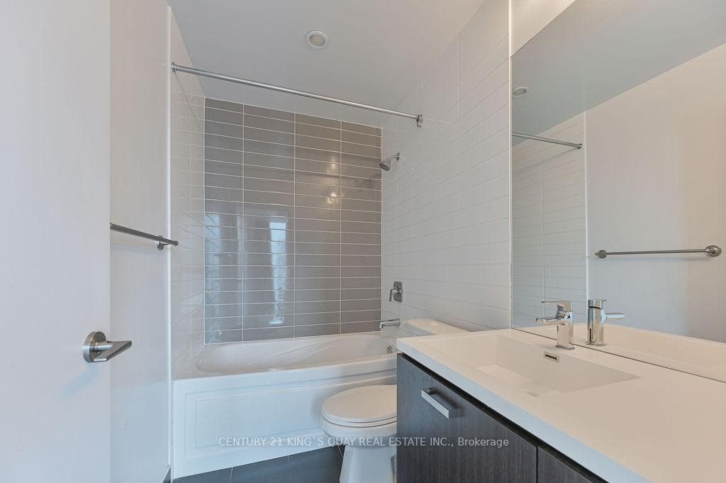 125 Redpath Avenue Unit 3206 photo 19
