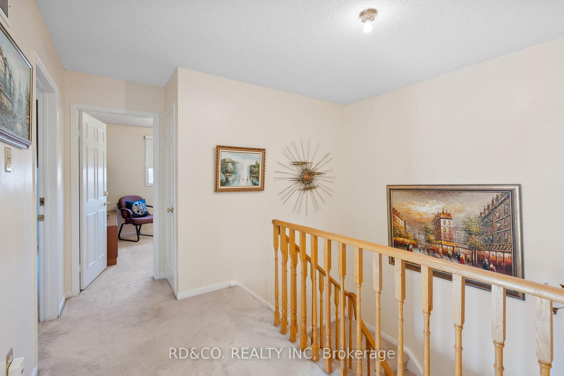 52 Strathmore Drive photo 17