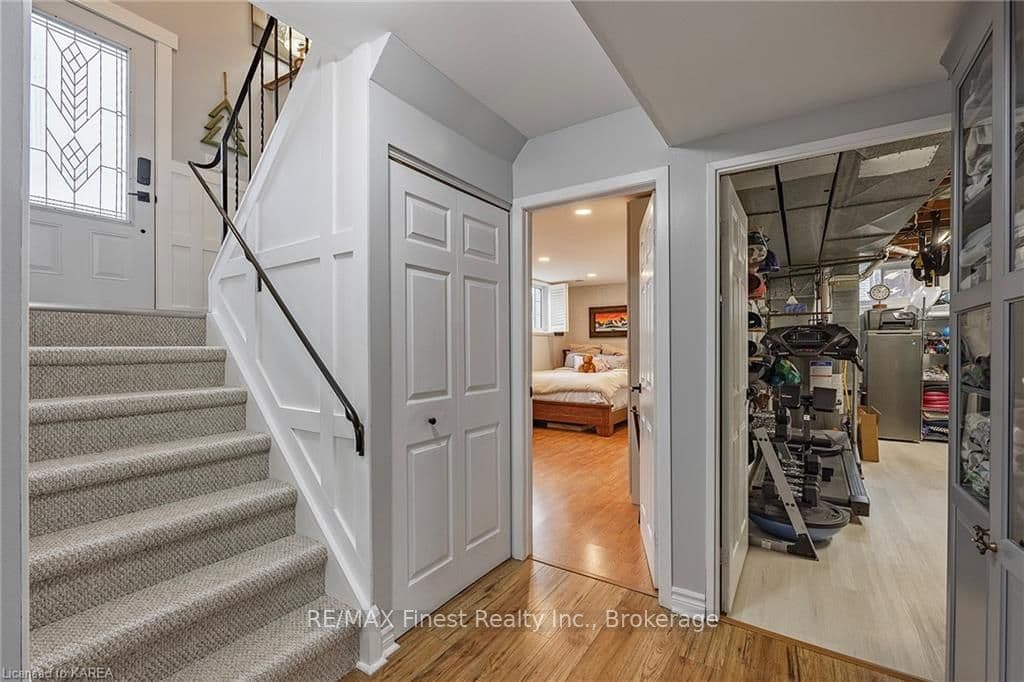 90 BRAEMAR Road photo 27