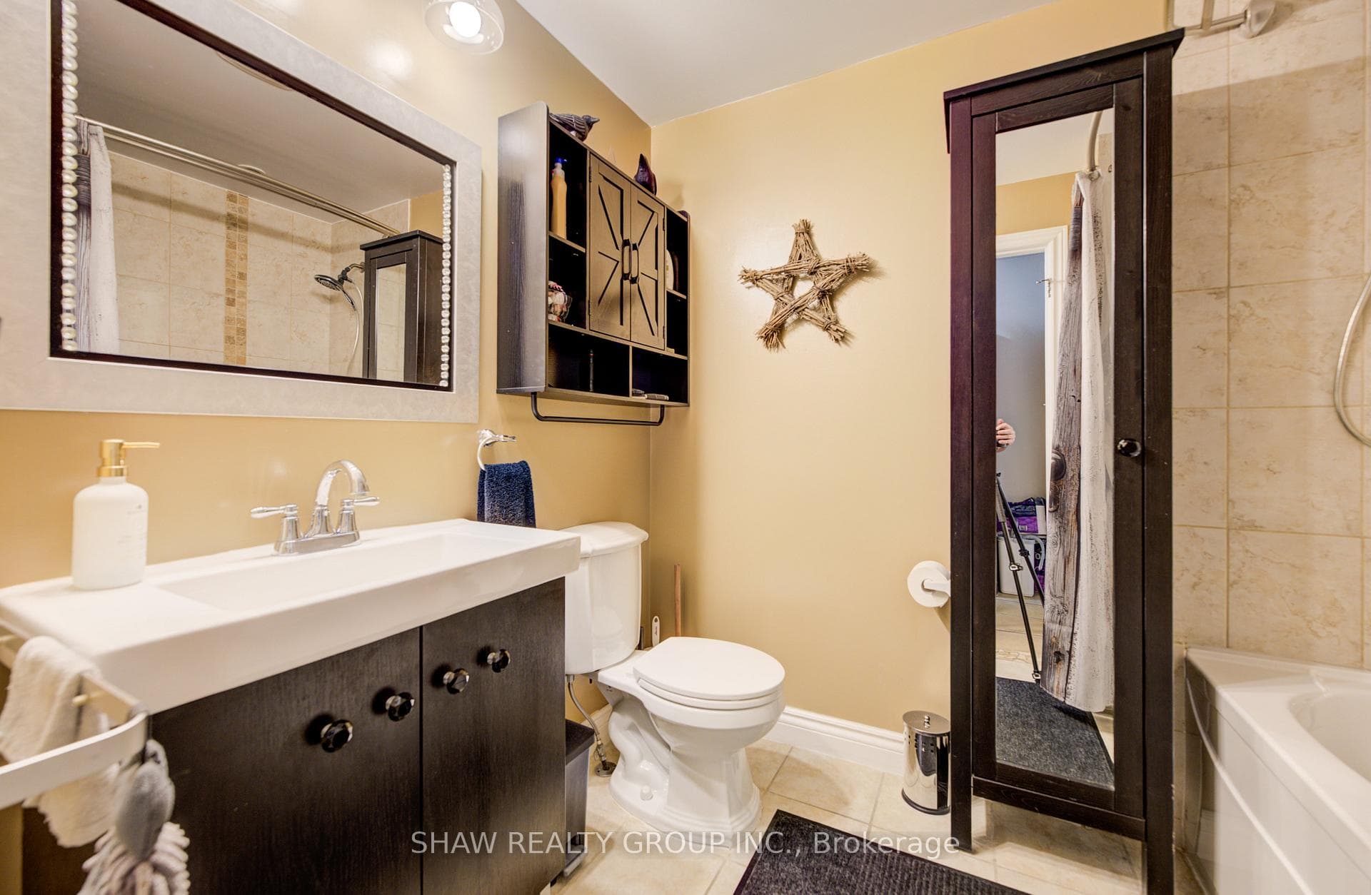 157 Fifth Avenue photo 18