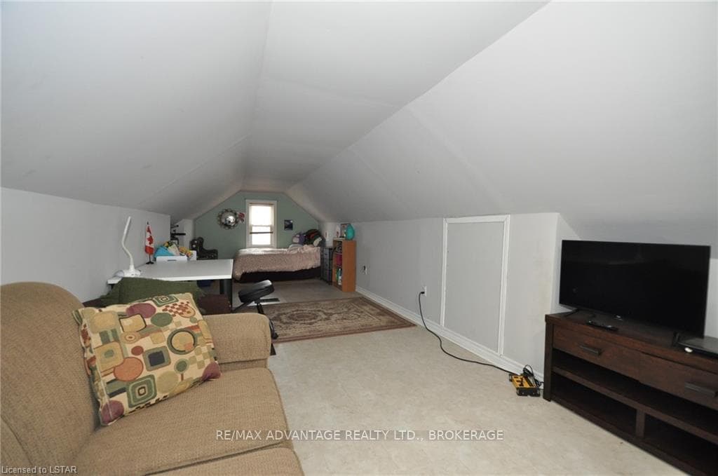 29 APPEL Street photo 14