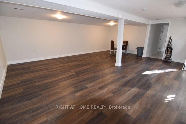 9 Elnathan Crescent Unit Bsmt photo 13