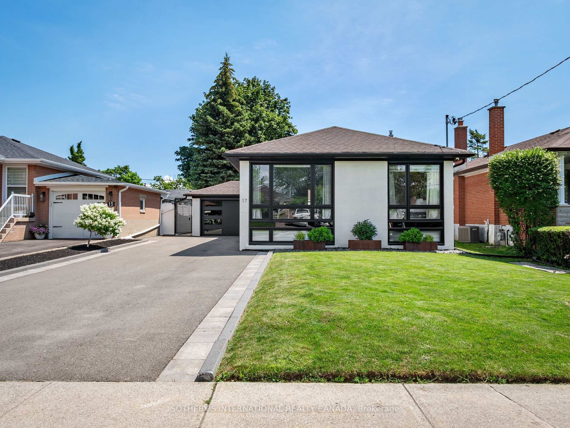 17 Sigmont Road photo 2
