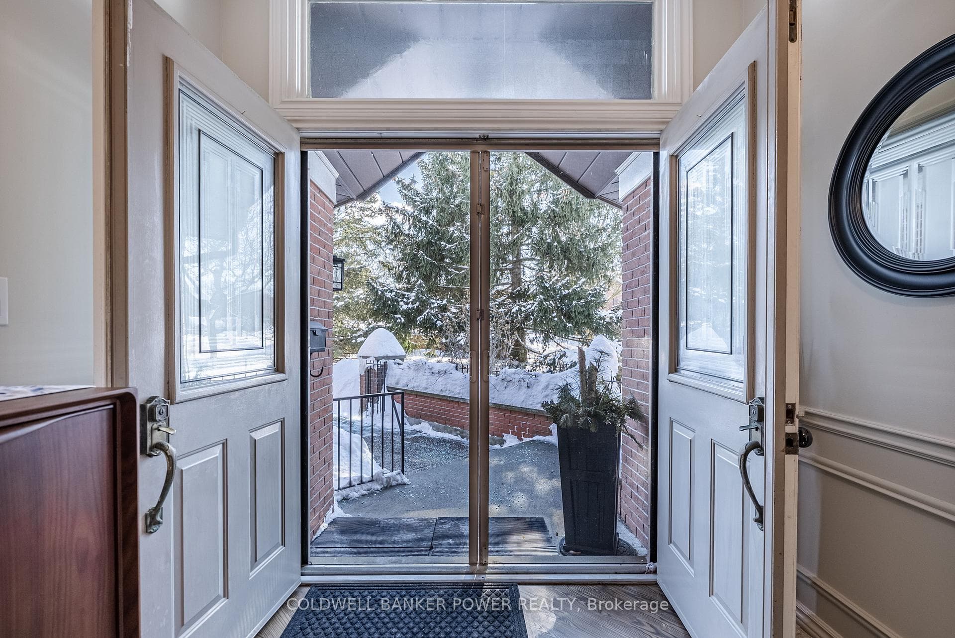 40 QUINELLA Drive Unit 1 photo 7