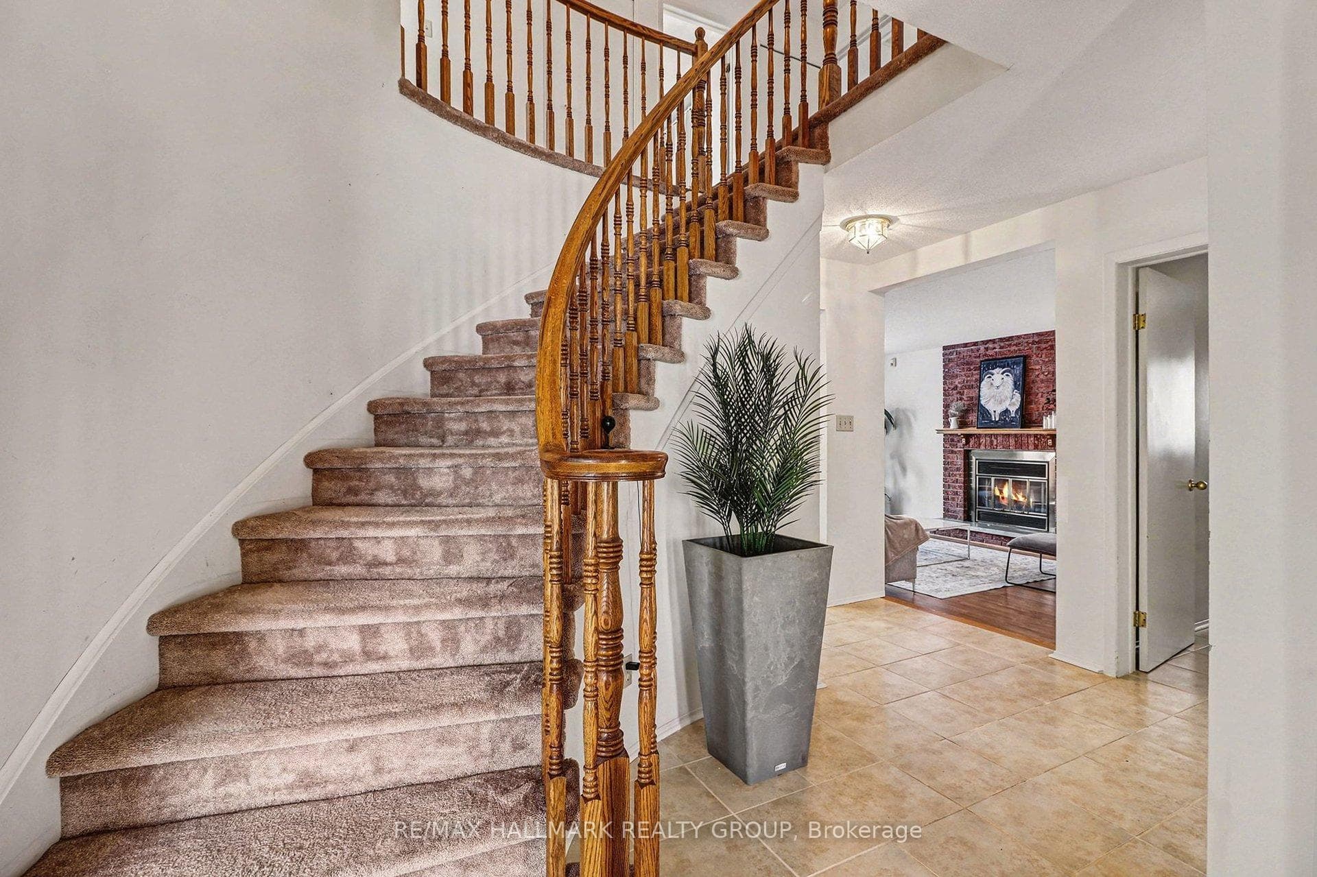 751 Merkley Drive photo 4