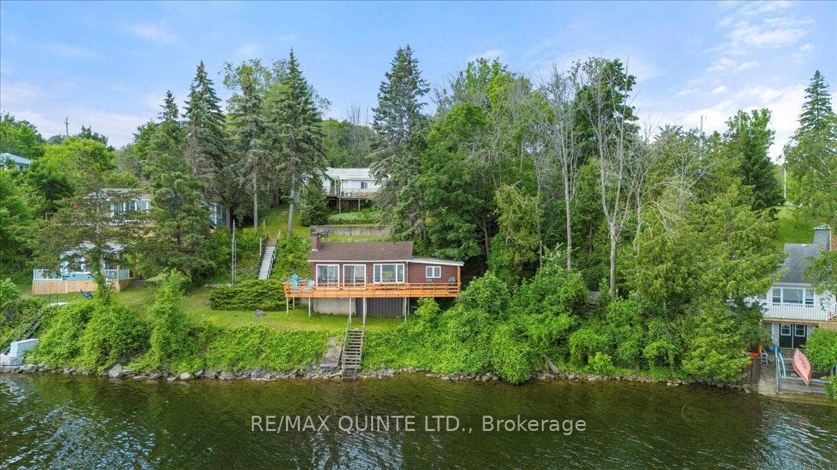 11364 Loyalist Parkway photo 1