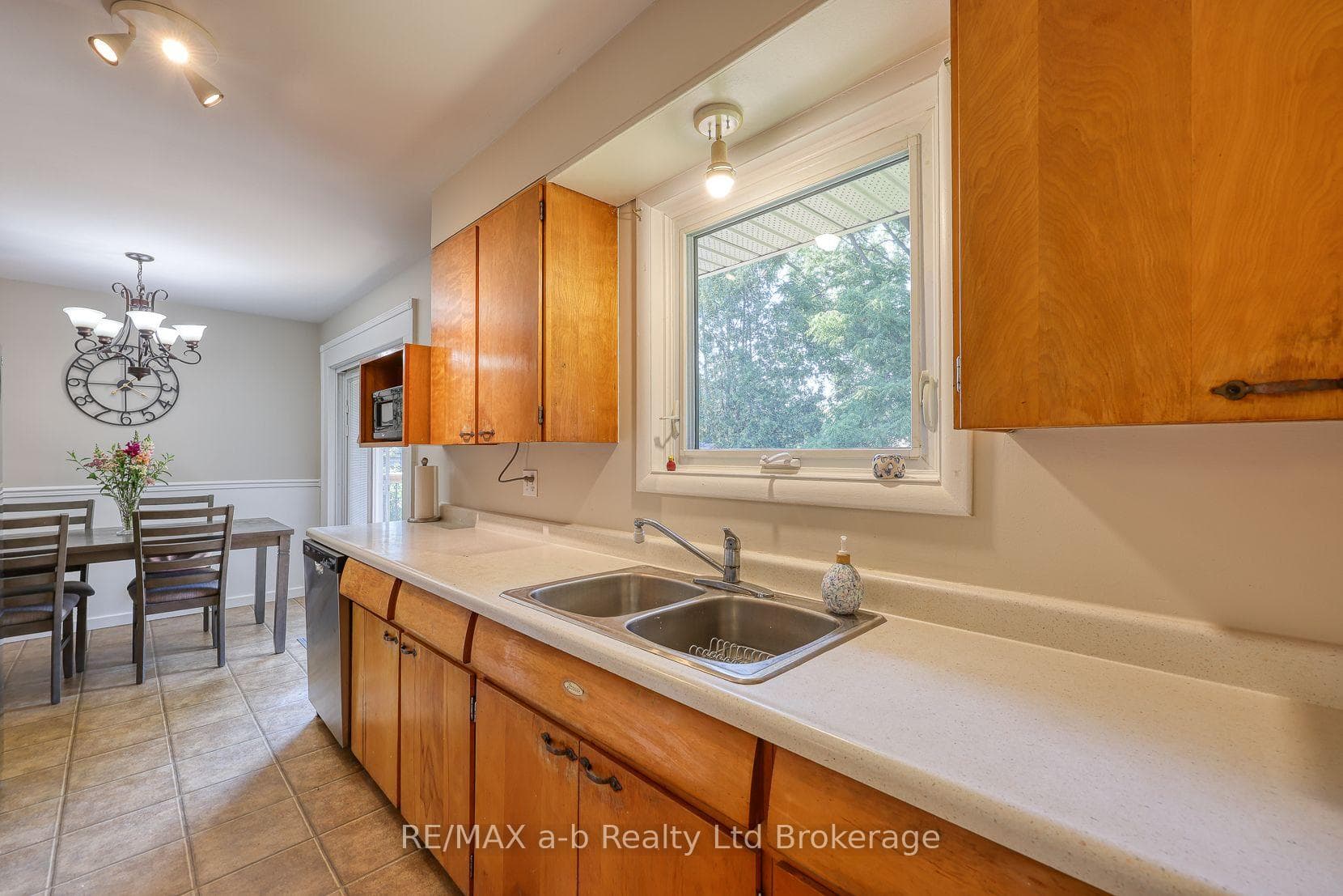 18 Chisholm Drive photo 28