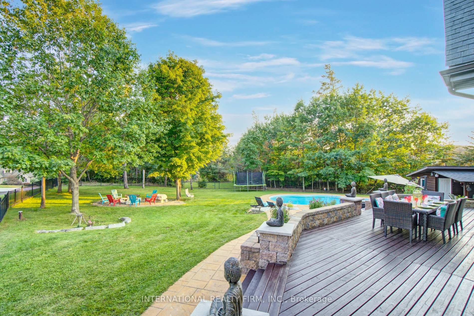 6 Pinehurst Lane photo 41