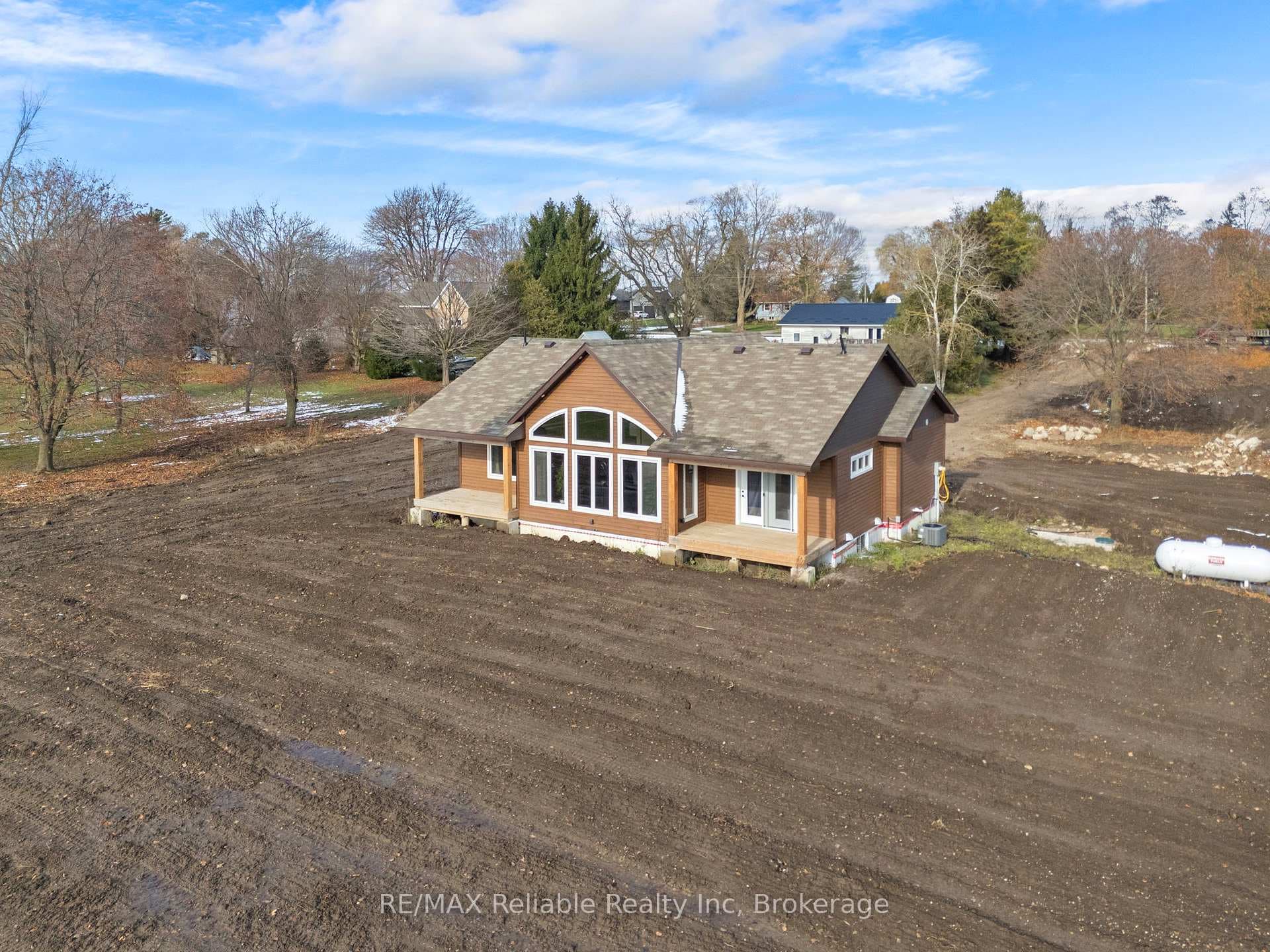 43841 Cranbrook Road photo 1