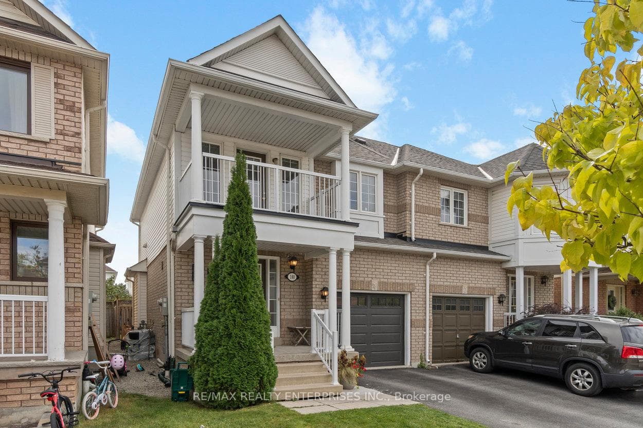 180 Sherwood Road photo 2