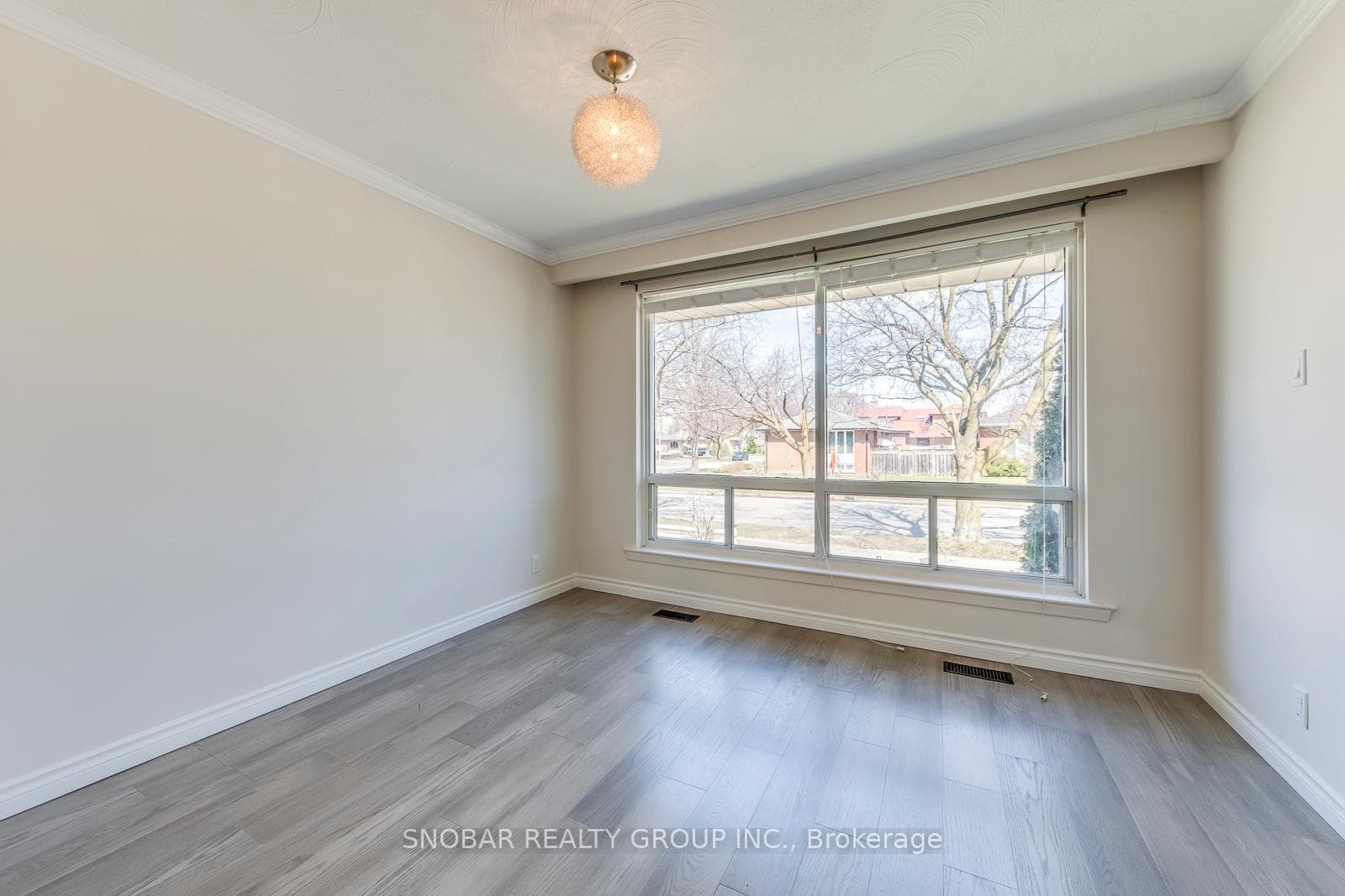 82 Celestine Drive photo 6