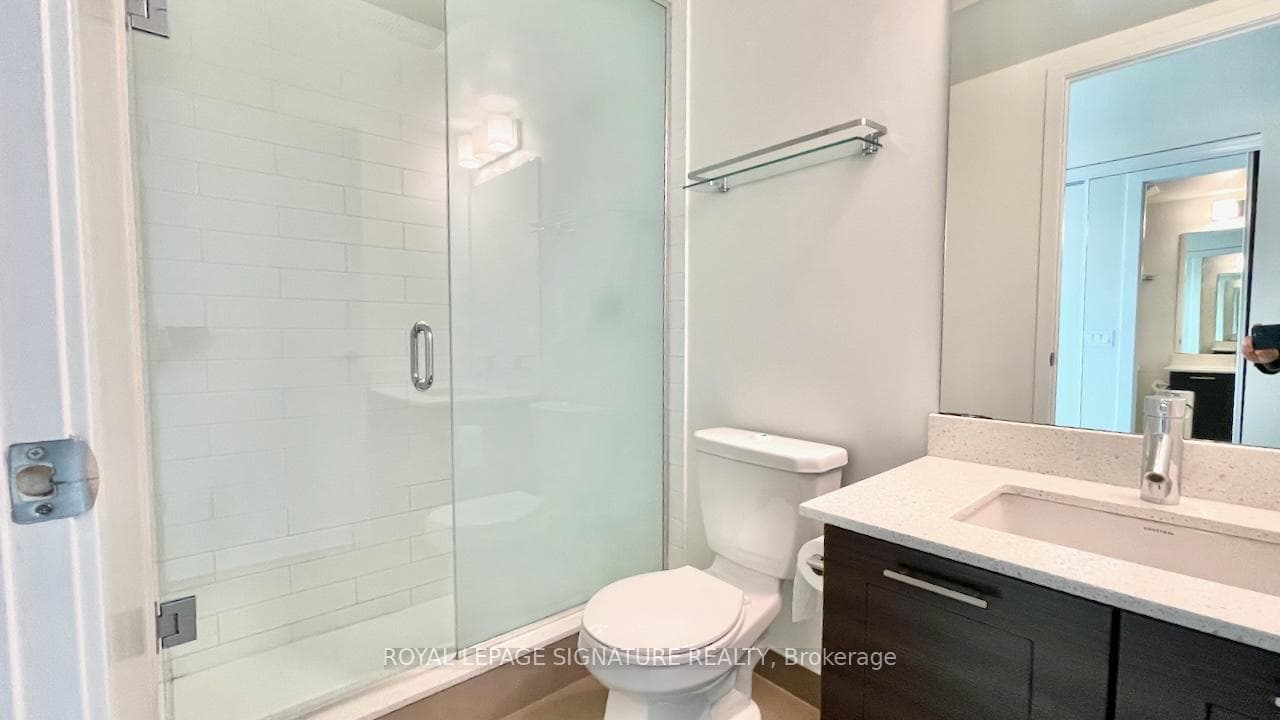2220 Lakeshore Boulevard Unit 1802 photo 14