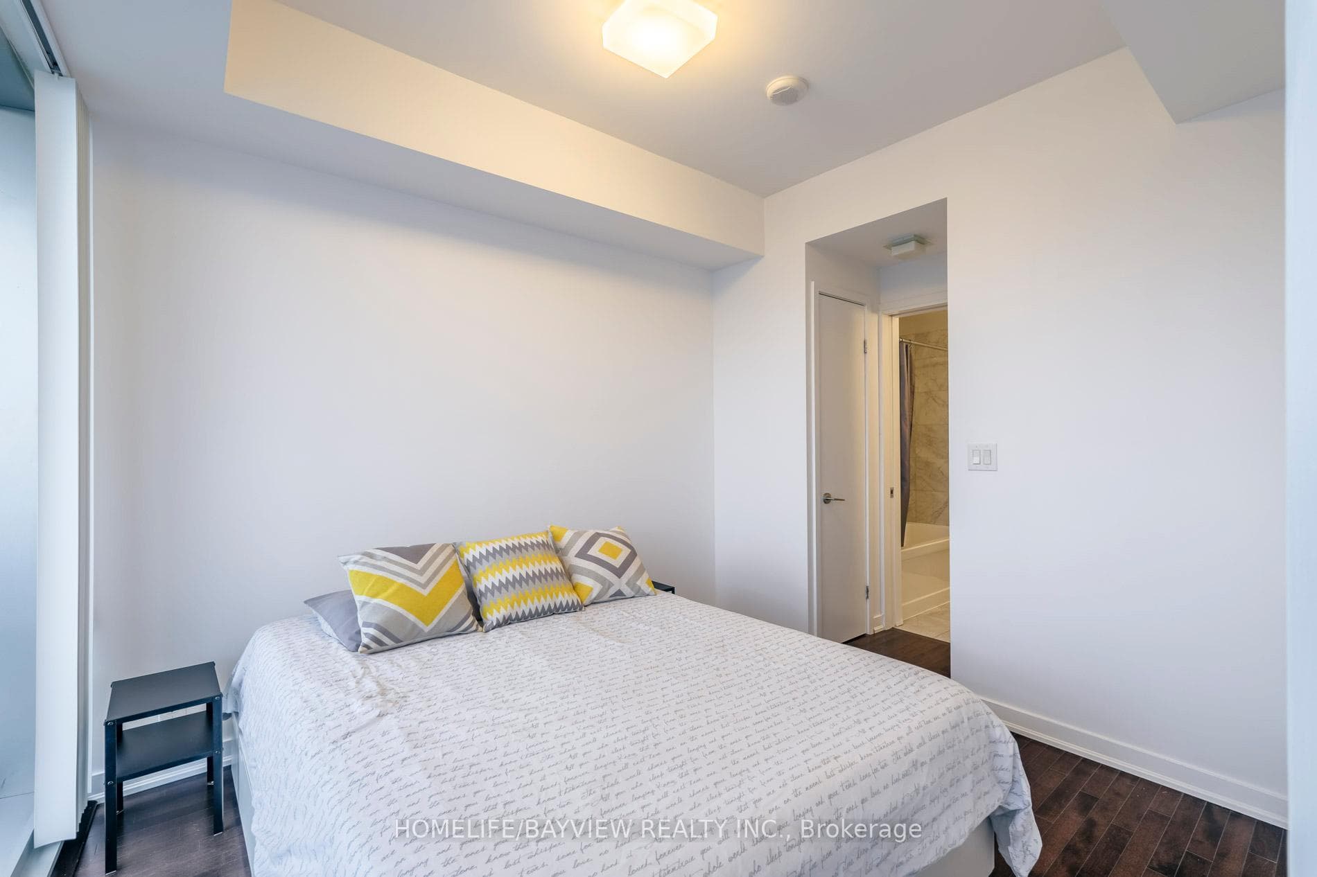 12 York Street Unit 4909 photo 12