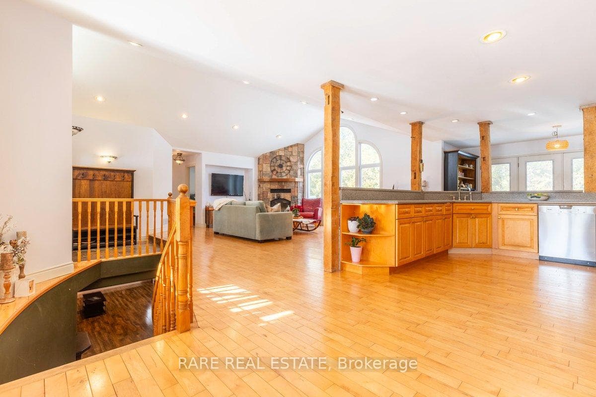 47 Parr Boulevard photo 22