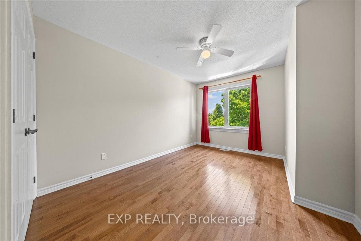 264 Bradwell Way photo 28