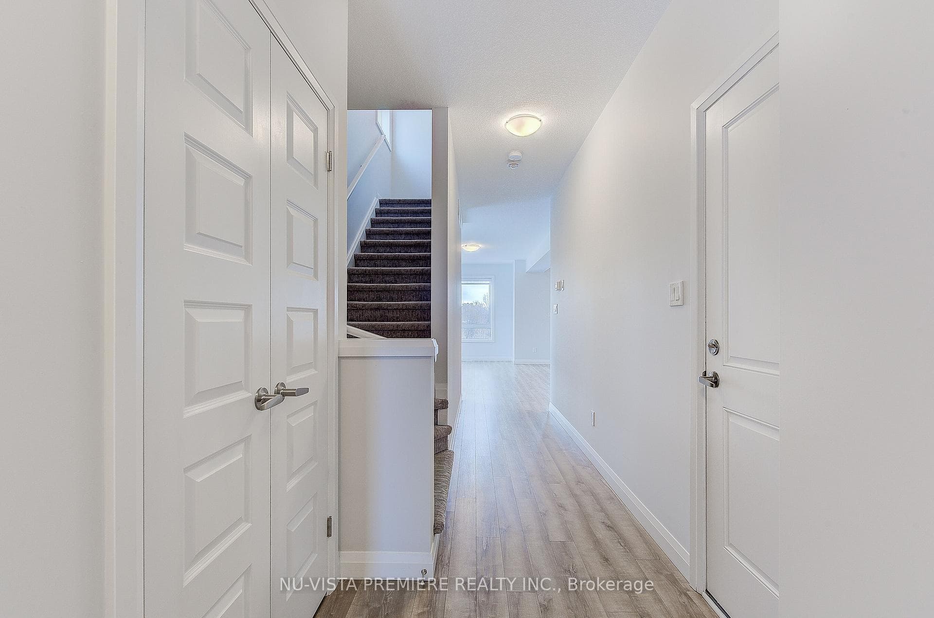 86 Canvas Way photo 7