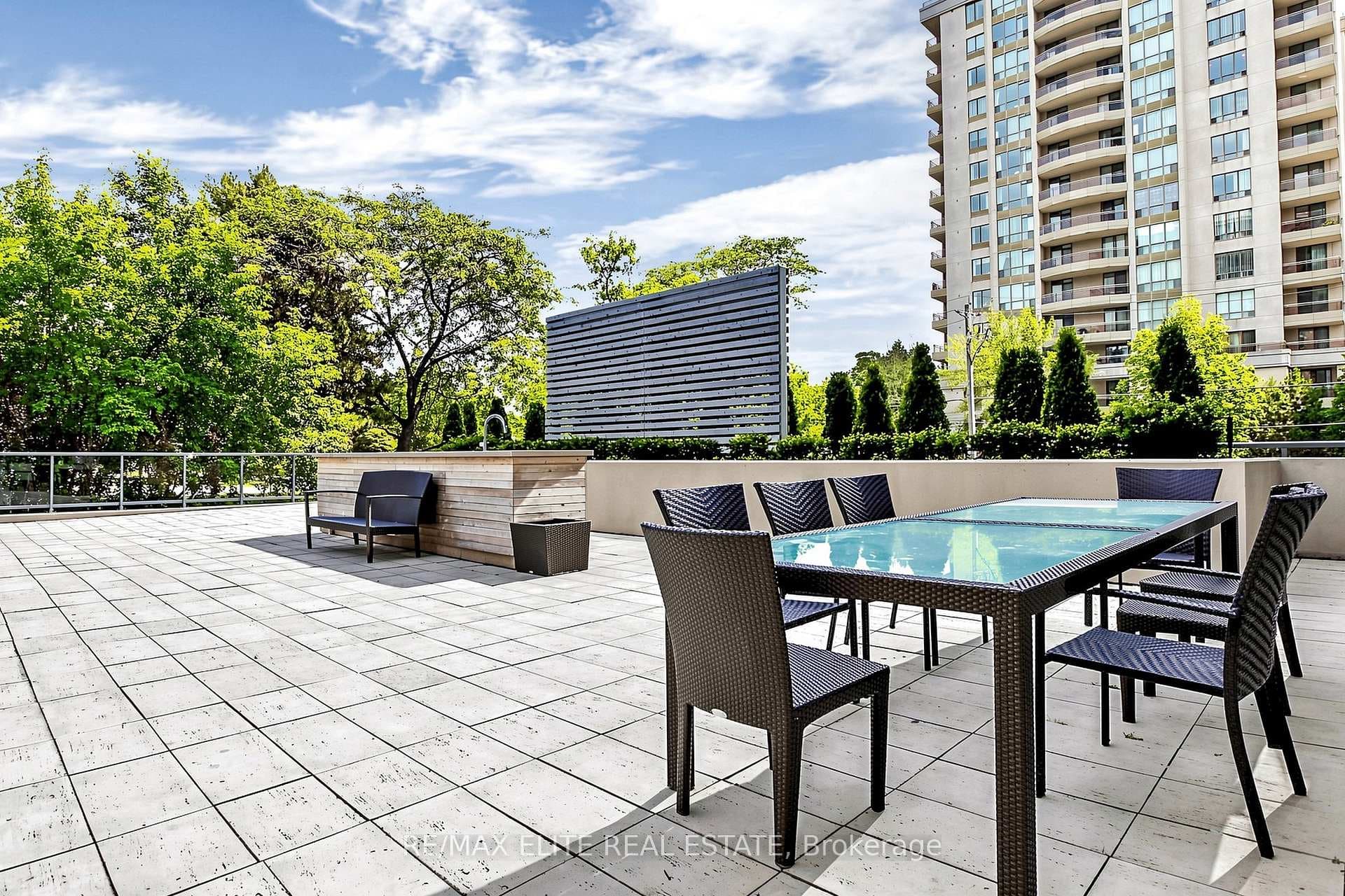 26 Norton Avenue Unit 1309 photo 30