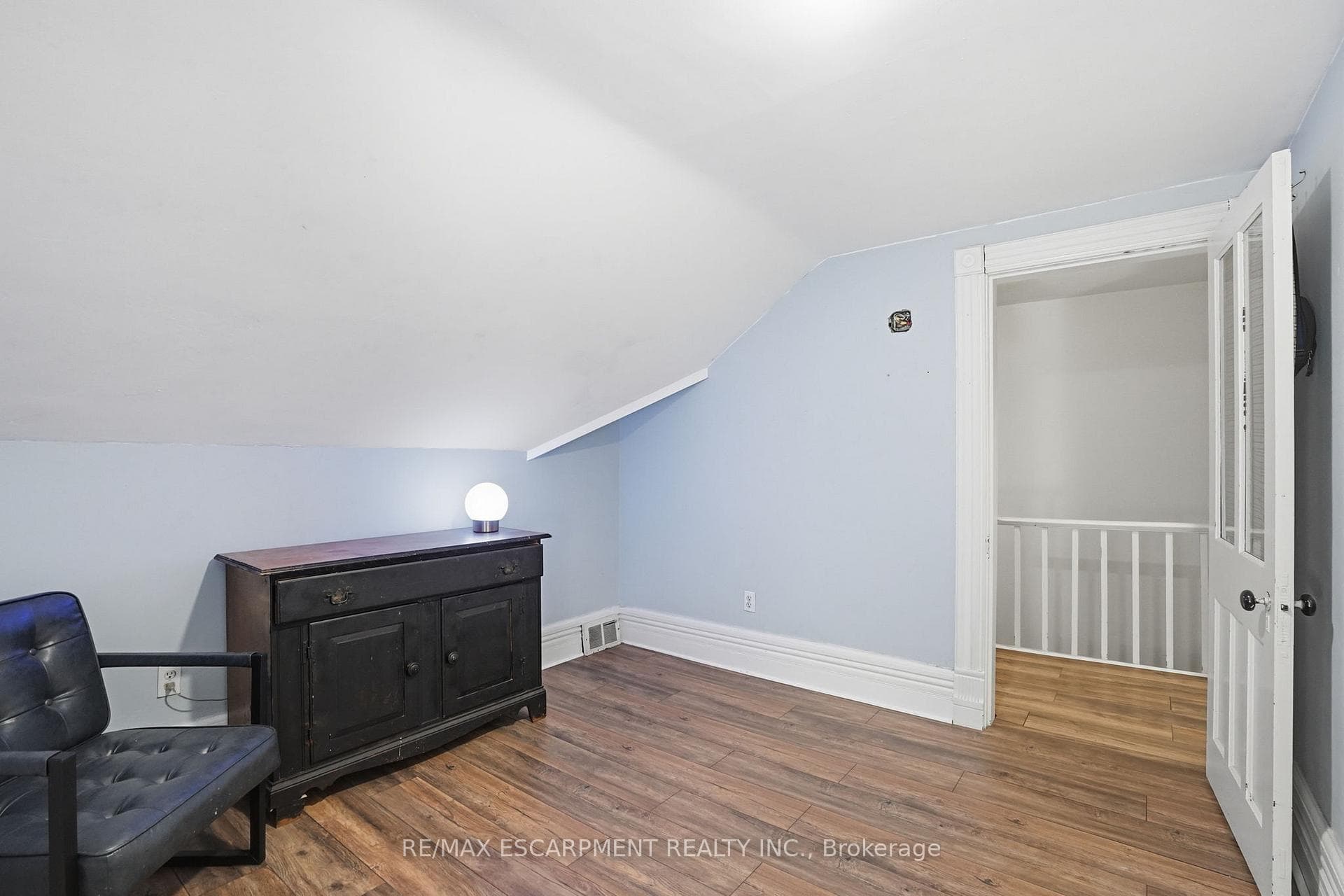101 Victoria Avenue photo 37