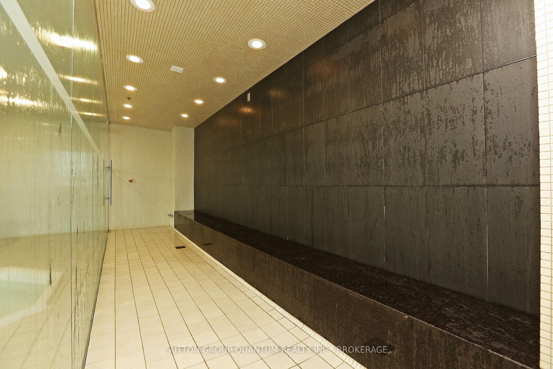 205 SHERWAY GARDENS Road Unit 2409 photo 27