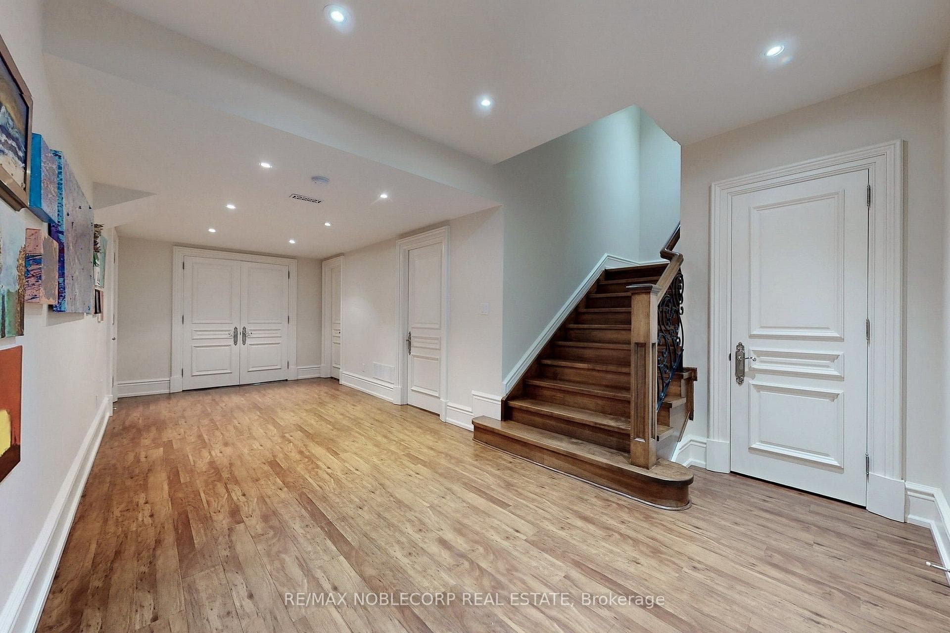 146 Degrey Drive photo 37