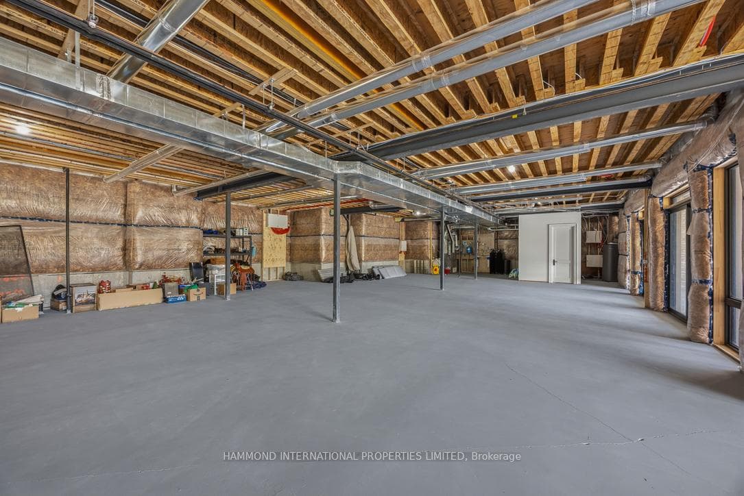 46 Steeplechase Avenue photo 42