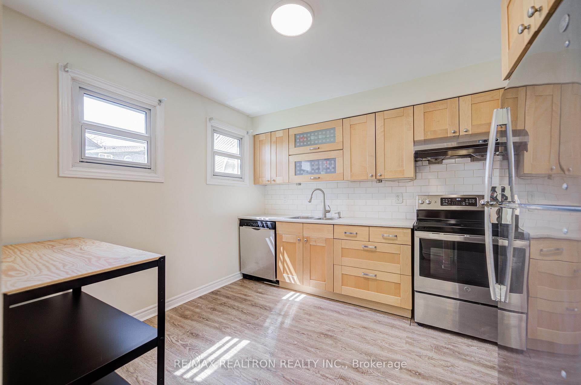 1180 Mississauga Valley Boulevard Unit 14 photo 7