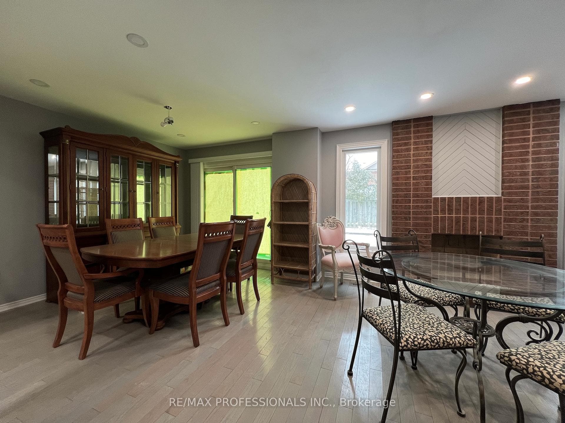 1497 Grazia Court photo 4