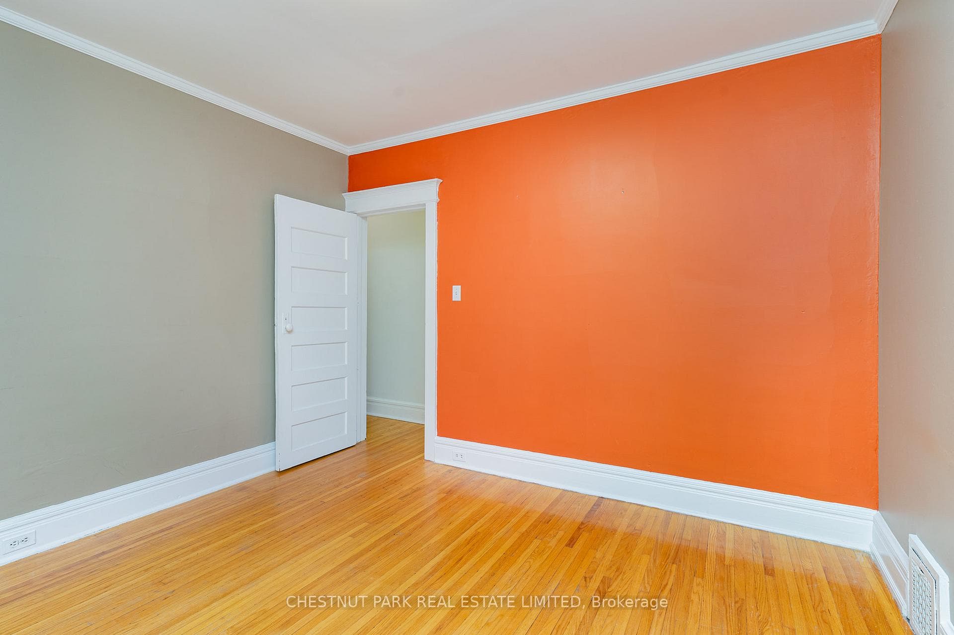 65 Vermont Avenue photo 24