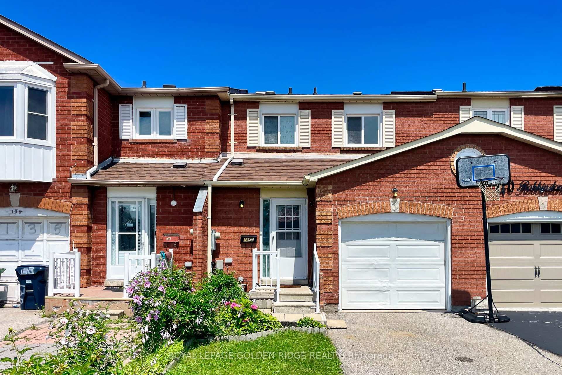 138A Robbinstone Drive photo 1
