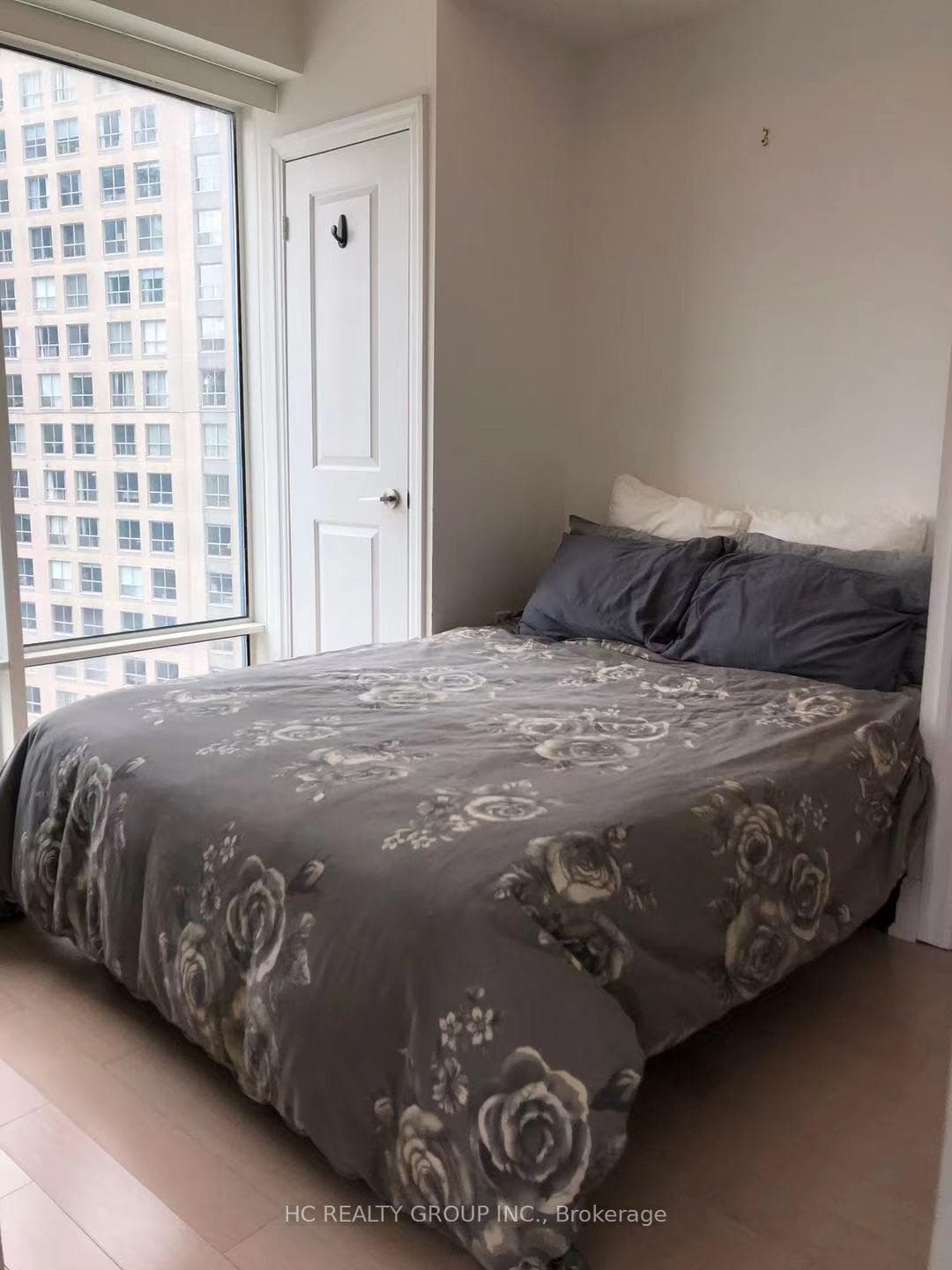 8 The Esplanade N/A Unit 1408 photo 15