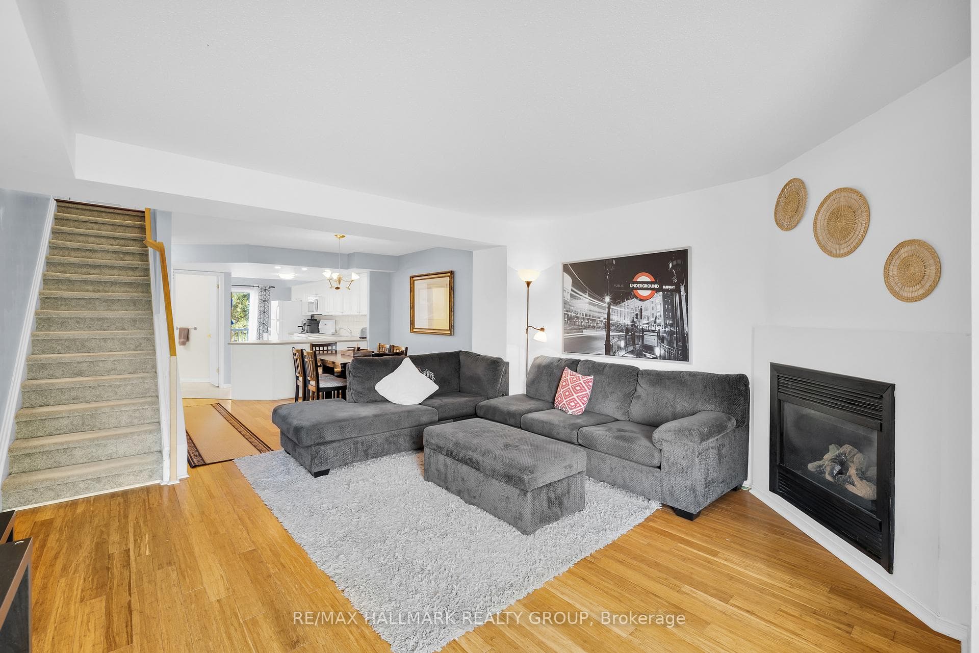 250 Cresthaven Drive Unit 3 photo 13