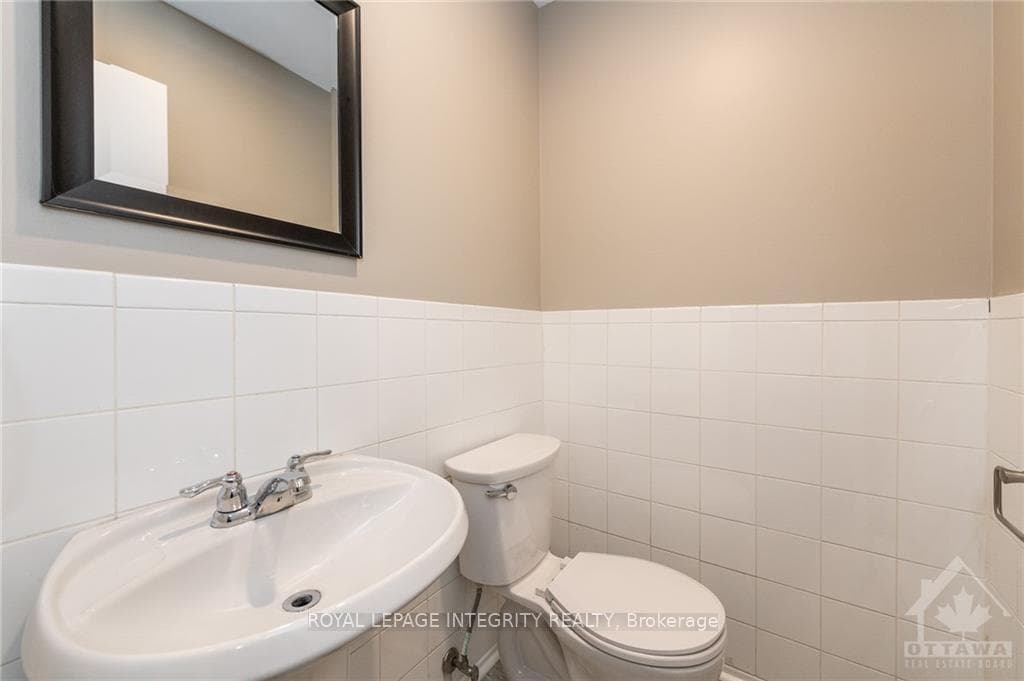 170 SALTER Crescent photo 28