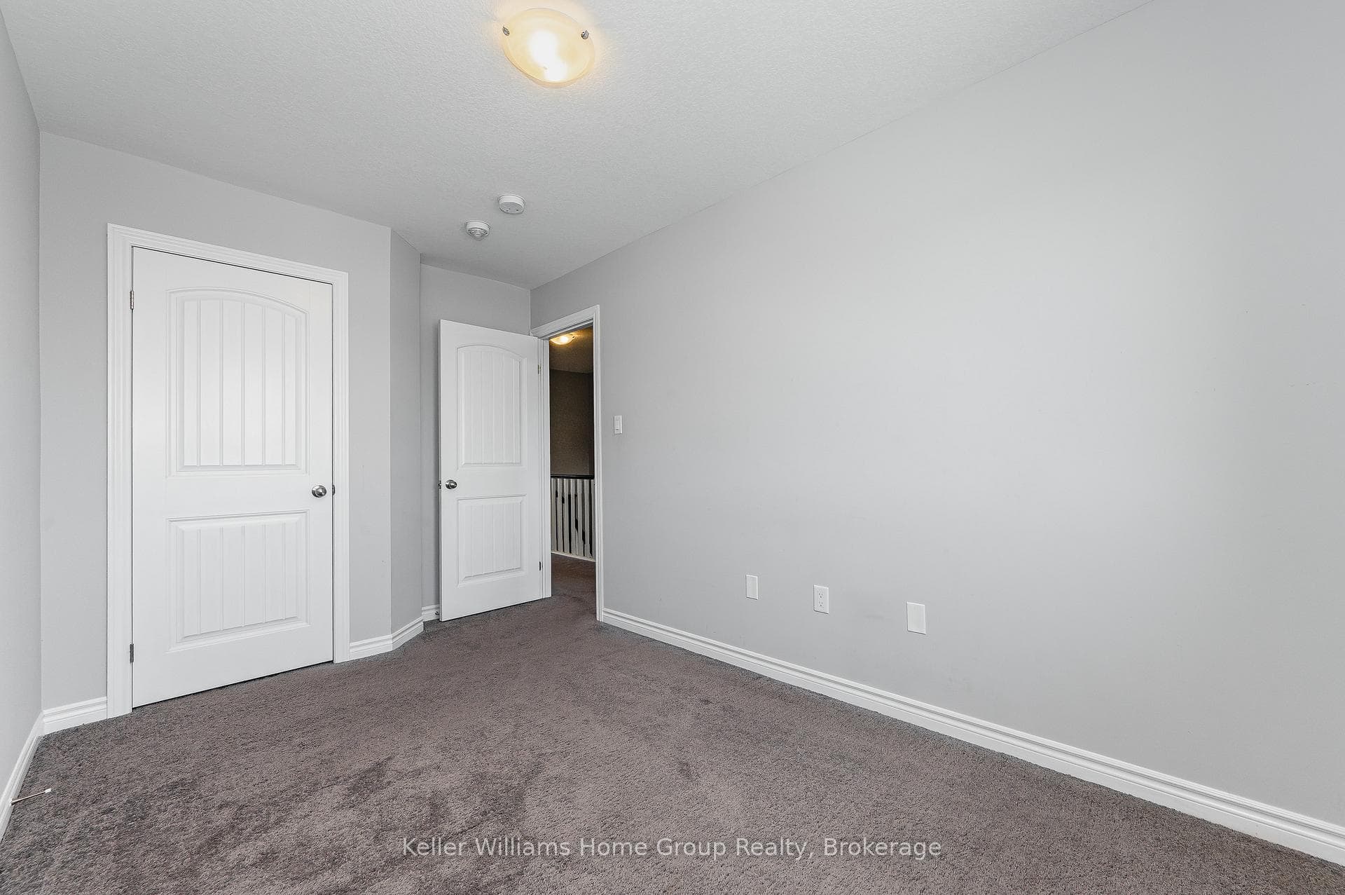 47 Westminister Crescent photo 25