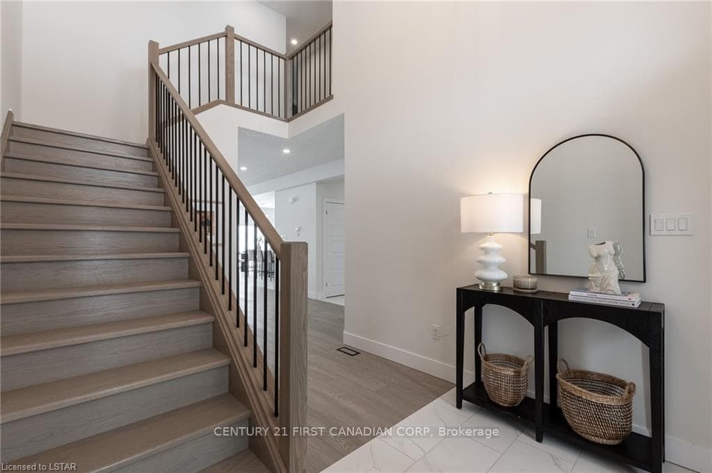 244 GREENE Street photo 4