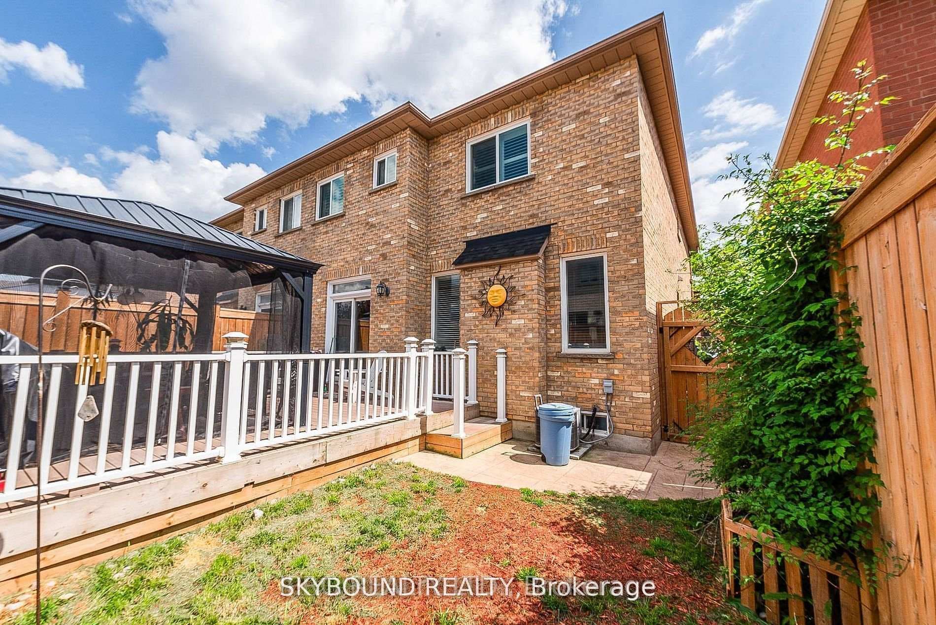 66 Skylark Drive photo 32